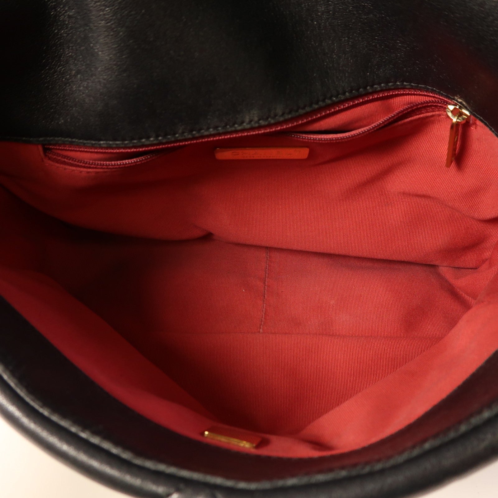 CHANEL 羊皮皮革C19 Medium手挽肩背兩用袋