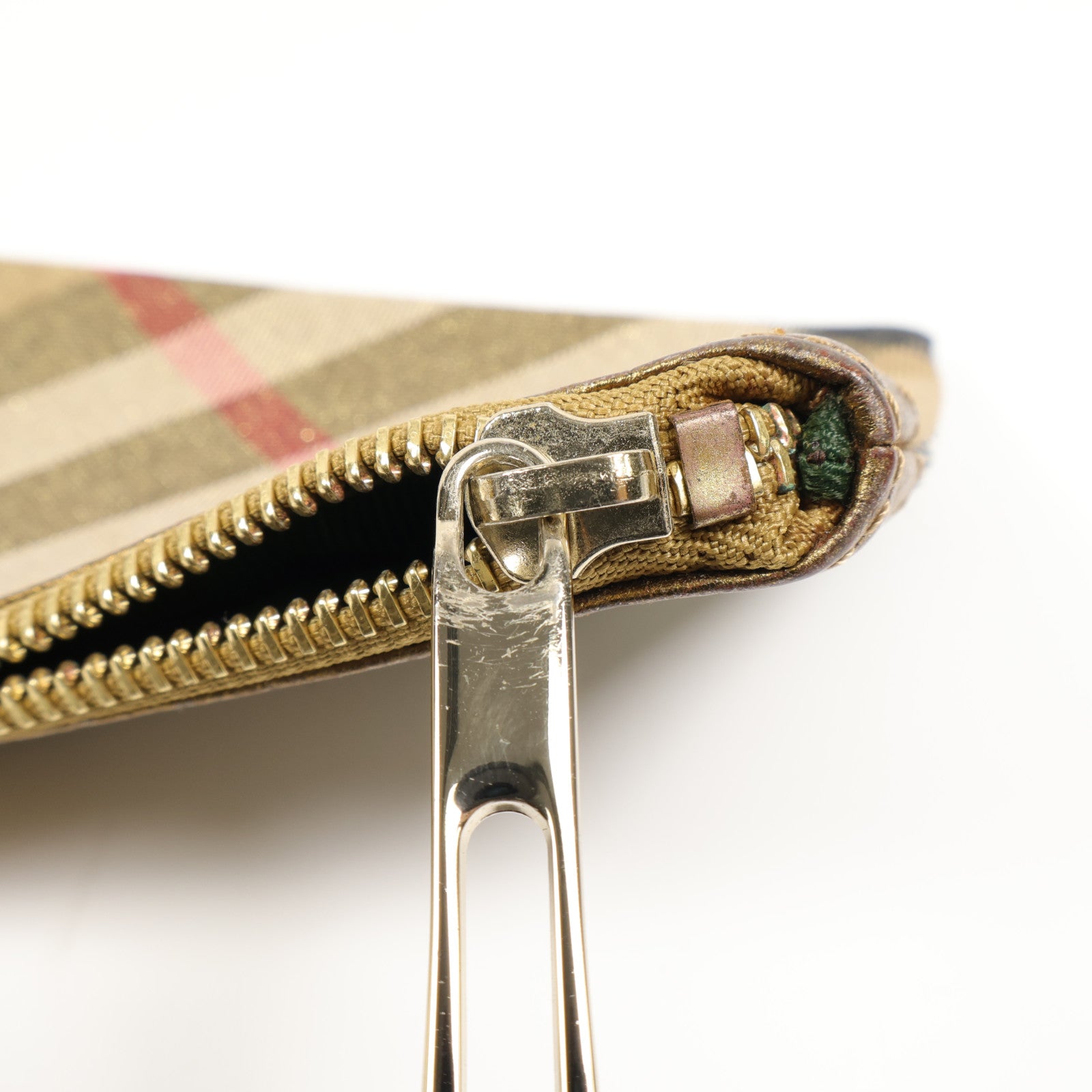 BURBERRY 帆布Pouch銀扣手拿包