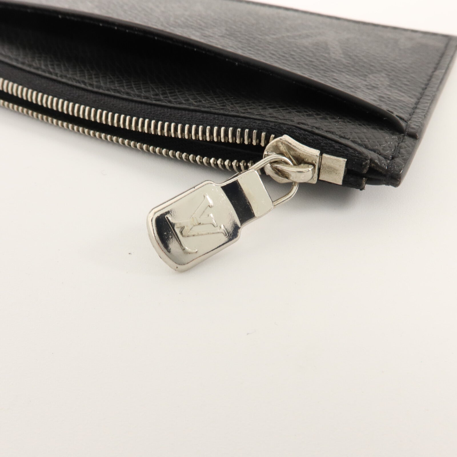 LOUIS VUITTON Monogram Eclipse/Taiga Coin Card Holder銀扣零錢包/卡片套