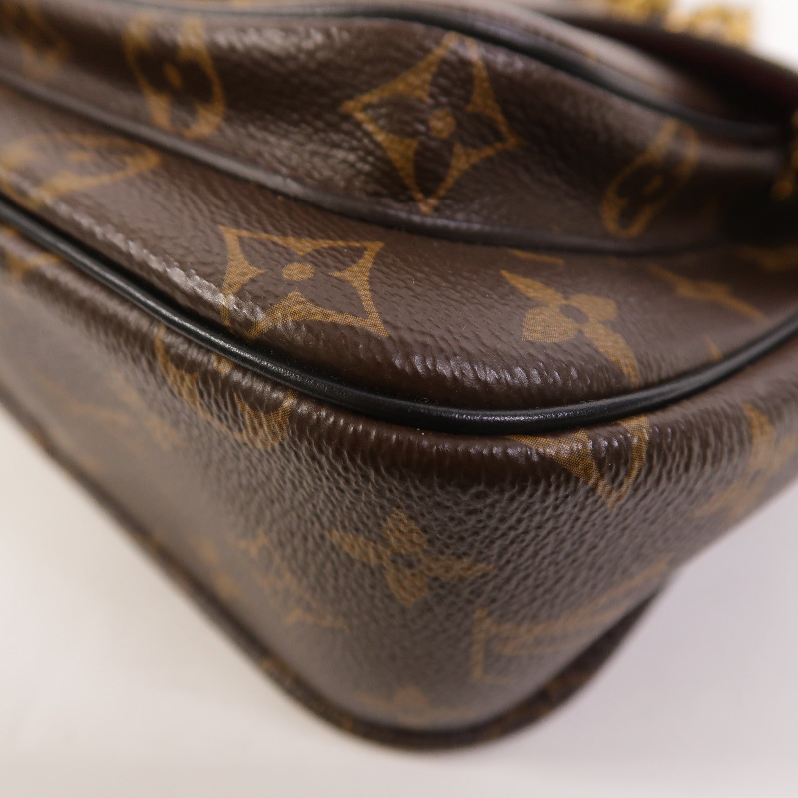LOUIS VUITTON Monogram Passy鏈帶肩背袋