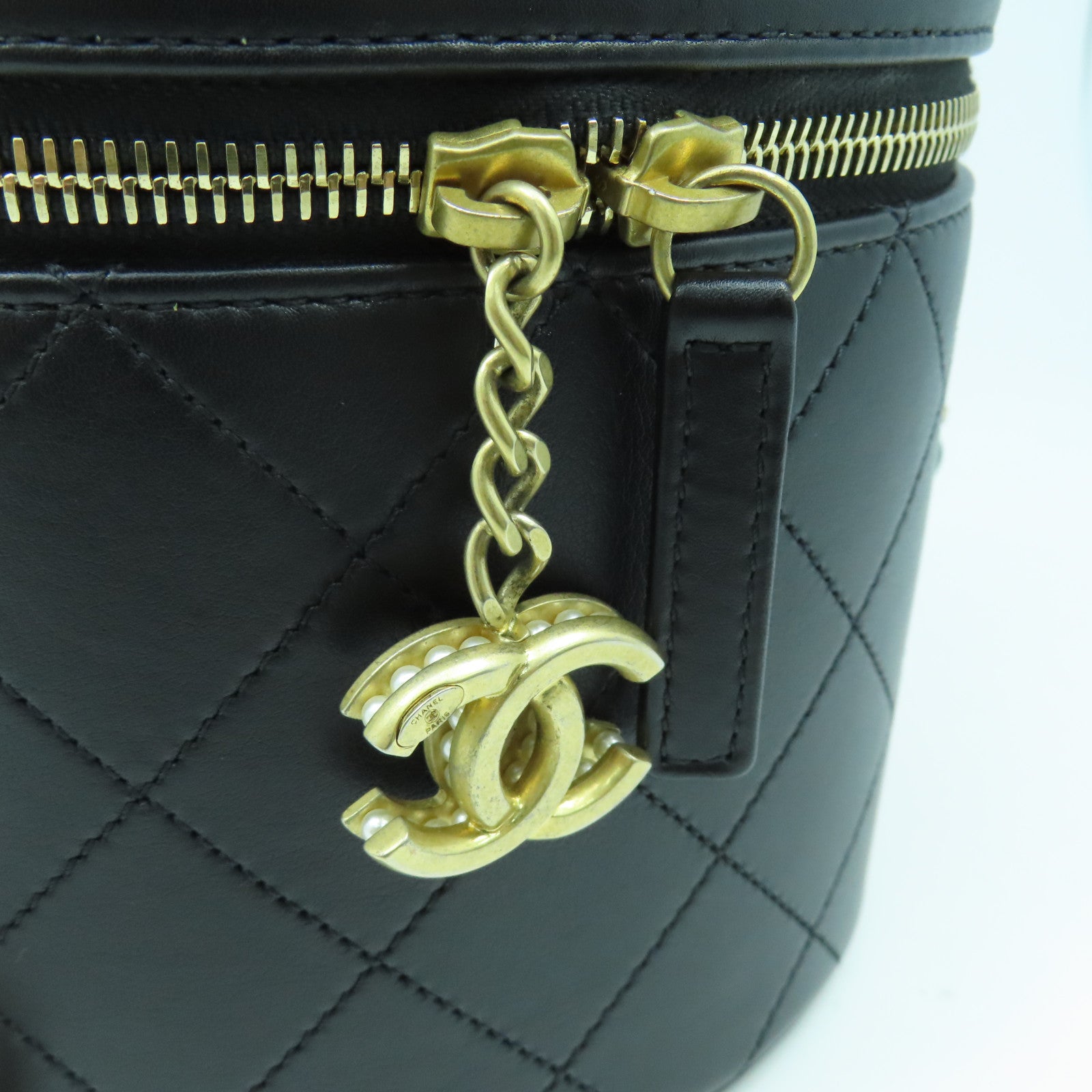 CHANEL 菱格牛皮皮革Chain Shoulder Bag金扣鏈帶肩背袋黑色