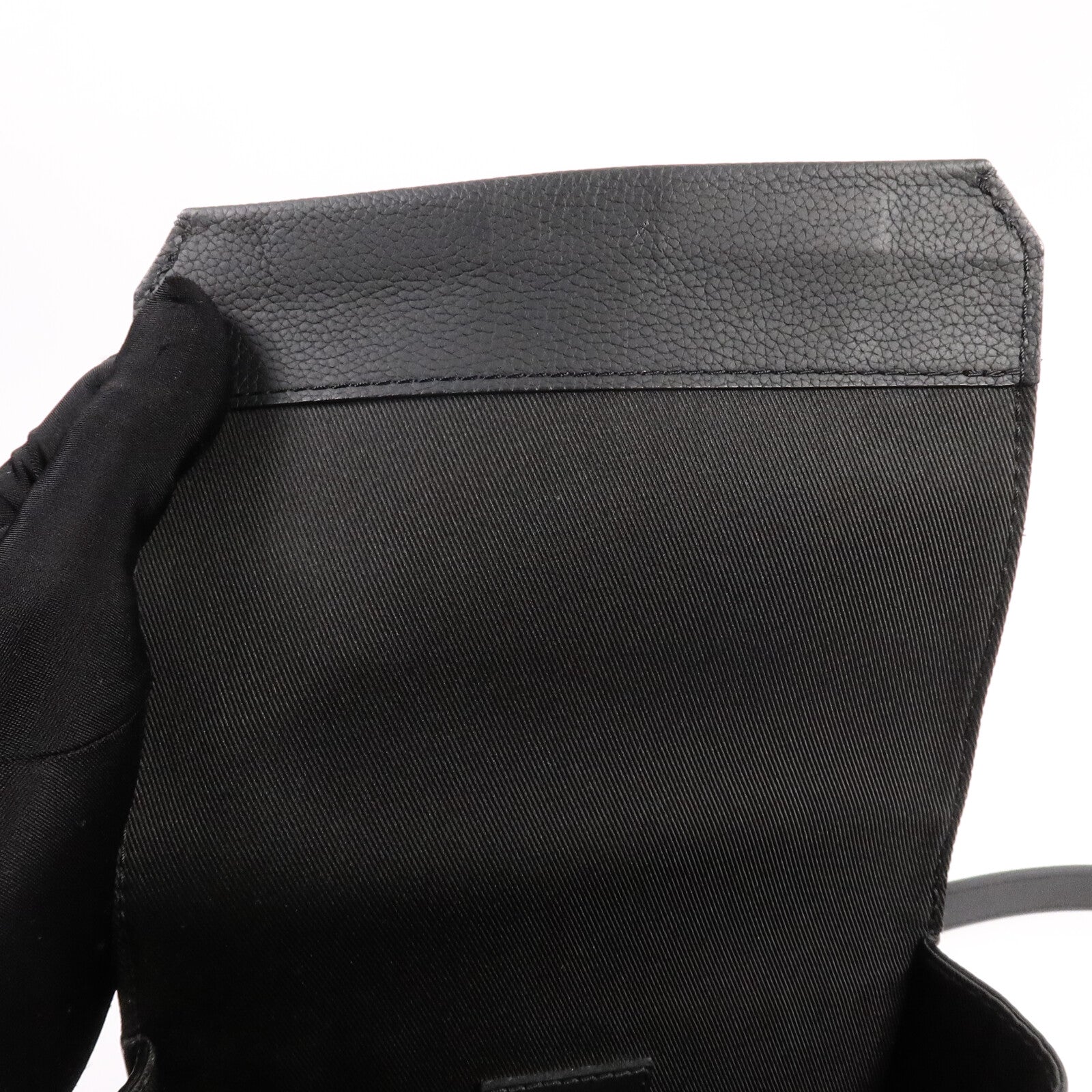 LOUIS VUITTON 牛皮皮革Fastline Wearable Wallet肩背袋