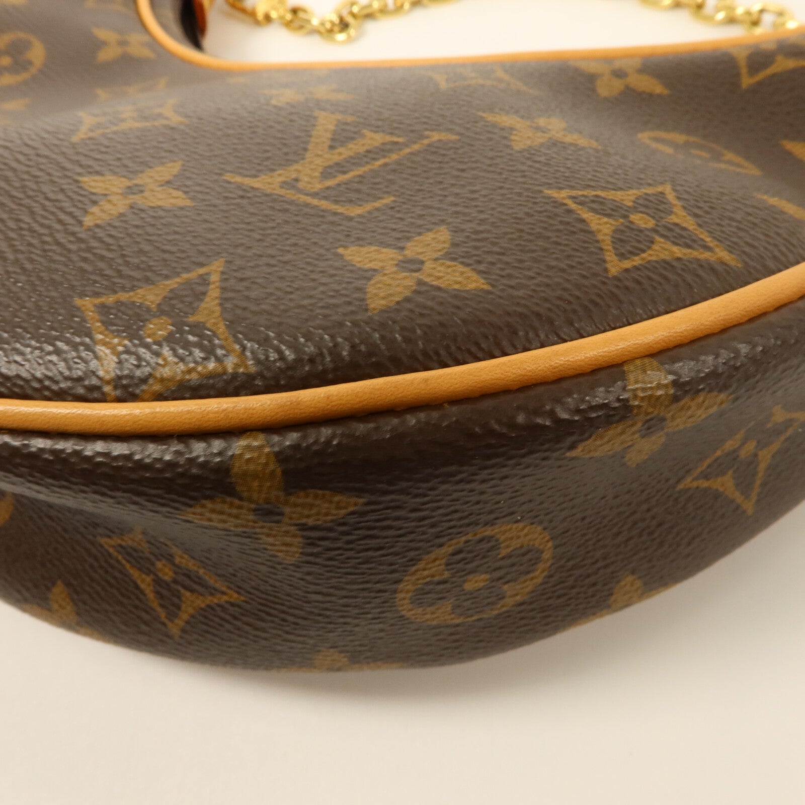 LOUIS VUITTON Monogram Loop肩背袋