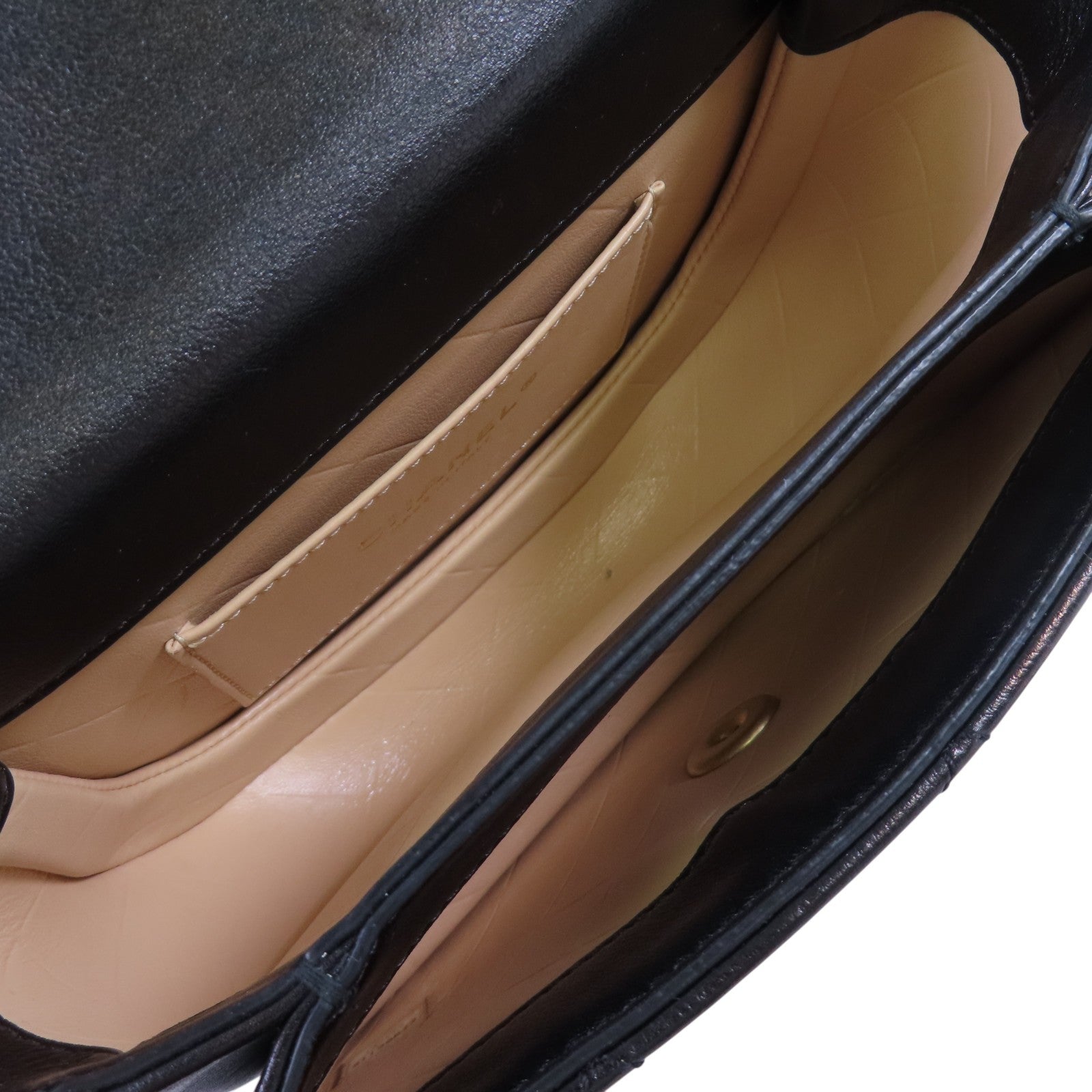 CHANEL 牛皮皮革Chain Shoulder Bag金扣鏈帶肩背袋