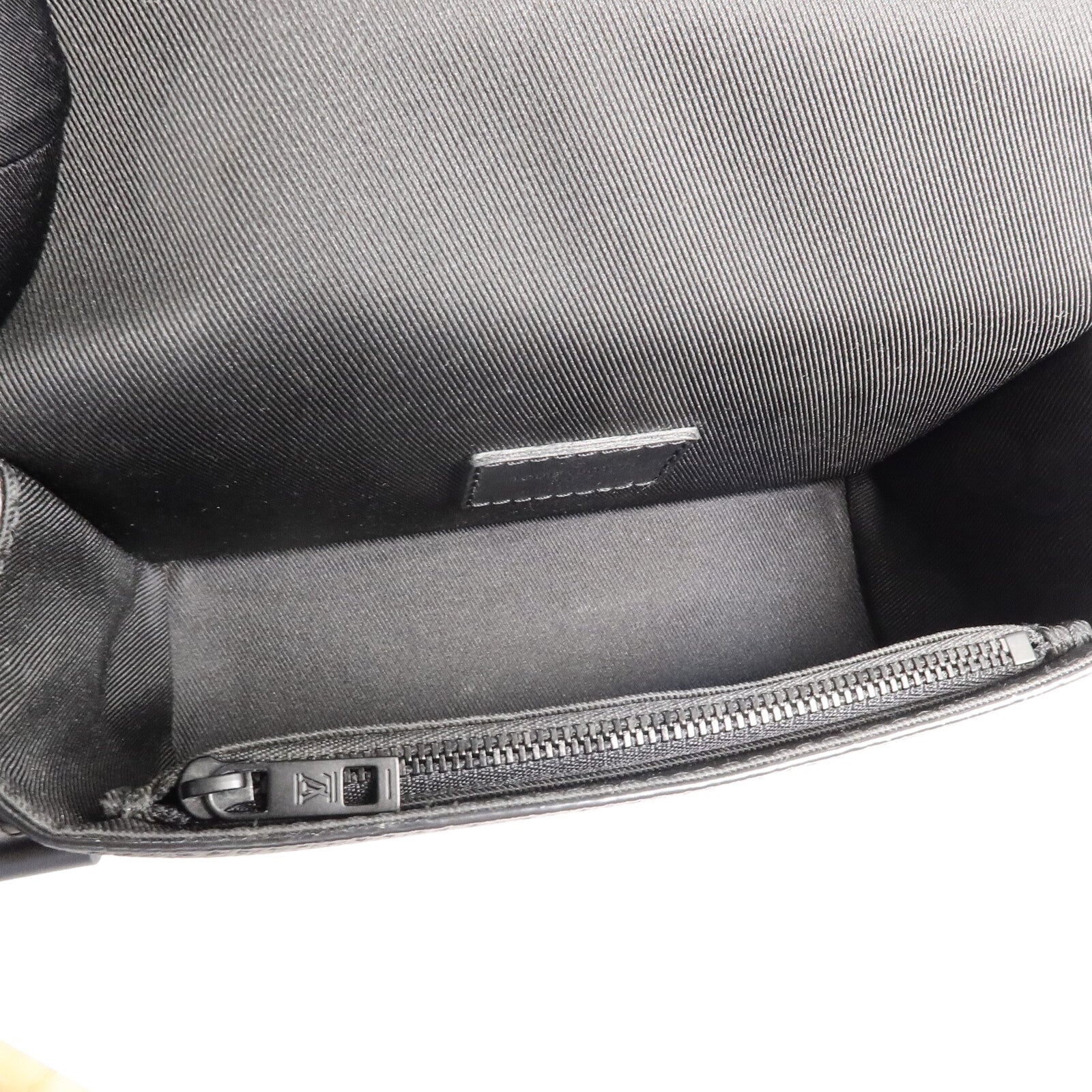 LOUIS VUITTON 牛皮皮革Fastline Wearable Wallet肩背袋