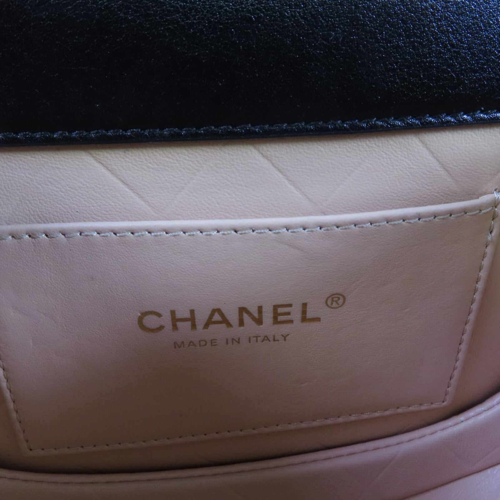 CHANEL 牛皮皮革Chain Shoulder Bag金扣鏈帶肩背袋