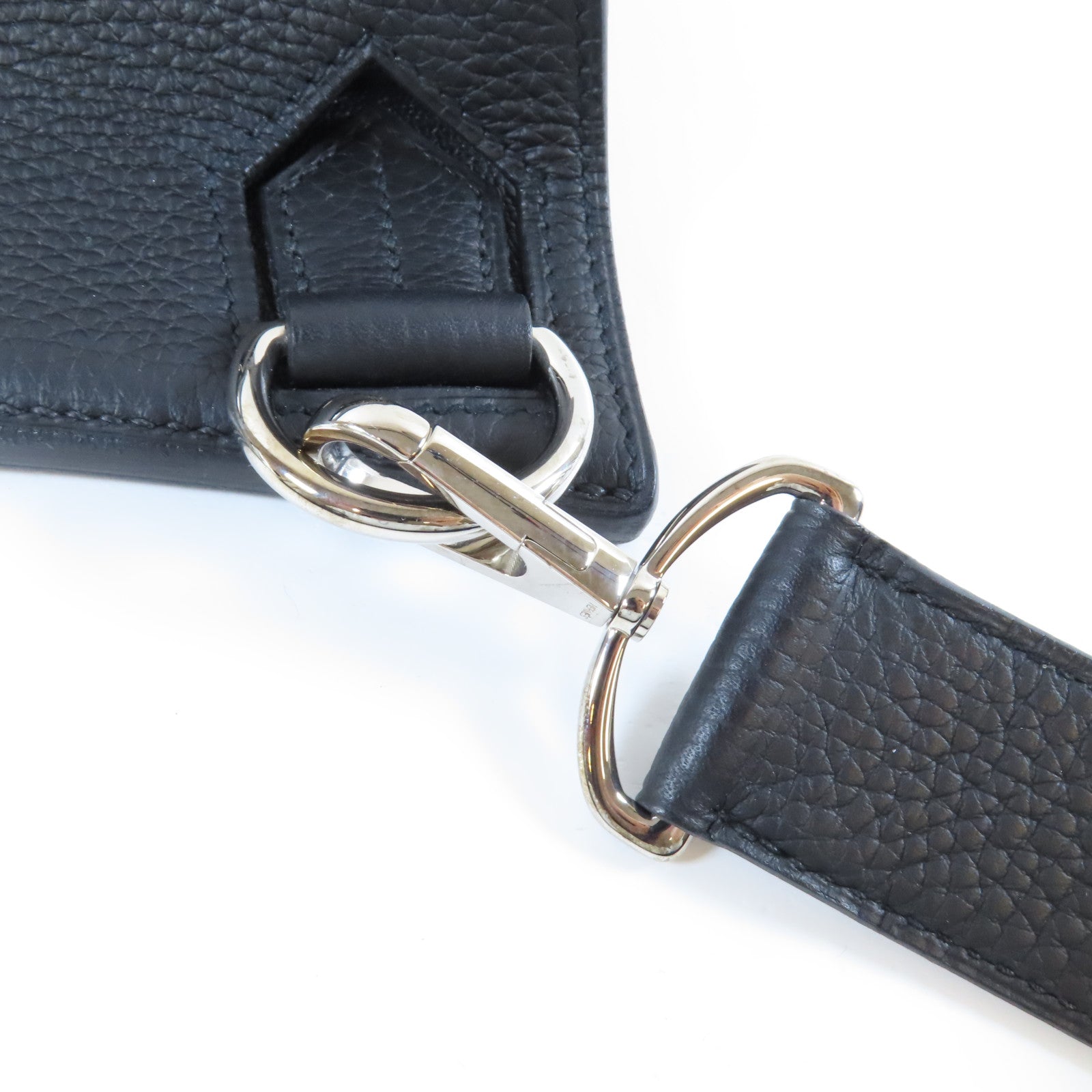 HERMES Clemence皮革Jypsiere 31銀扣肩背袋Noir黑色