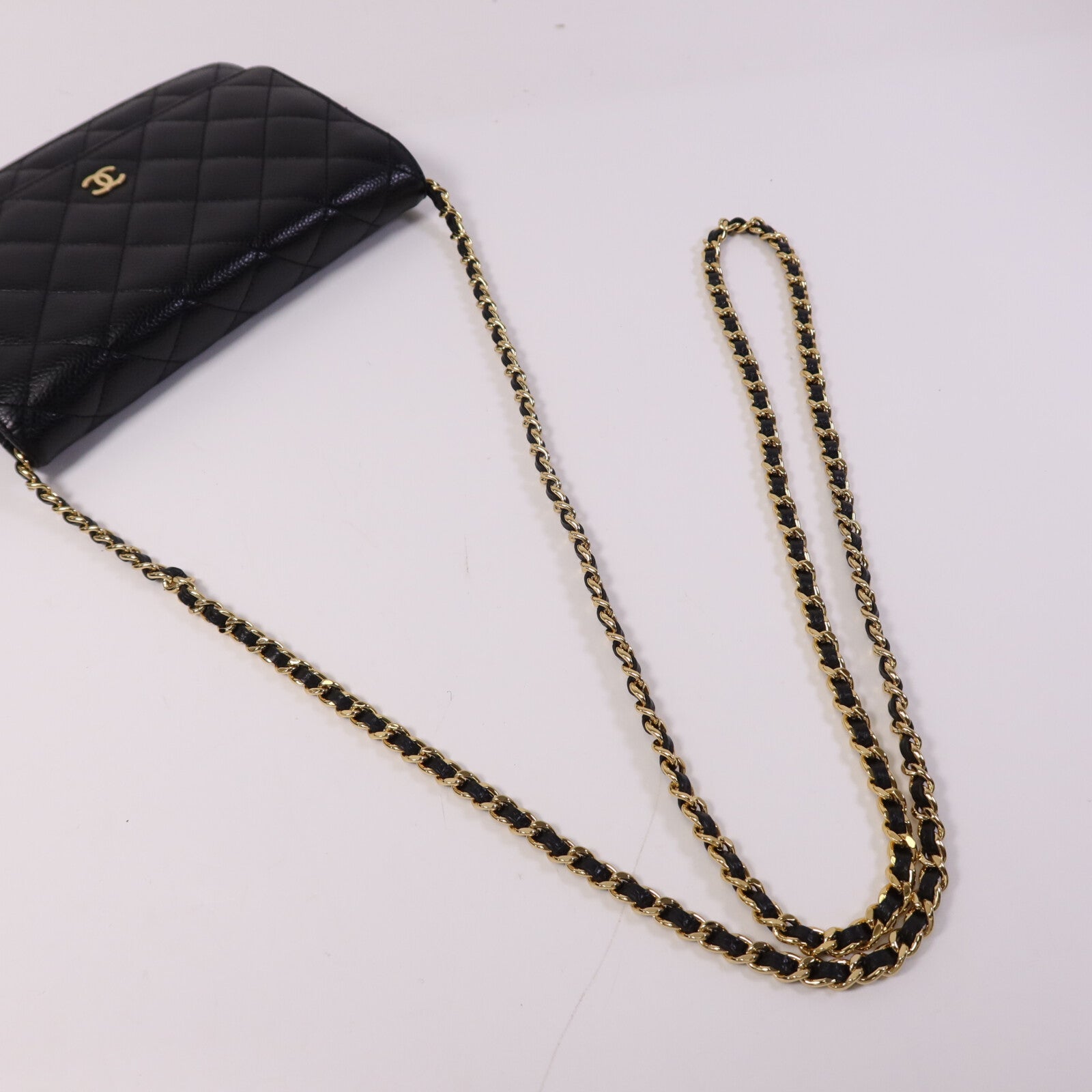 CHANEL 牛皮皮革WOC Wallet On Chain金扣鏈帶肩背袋