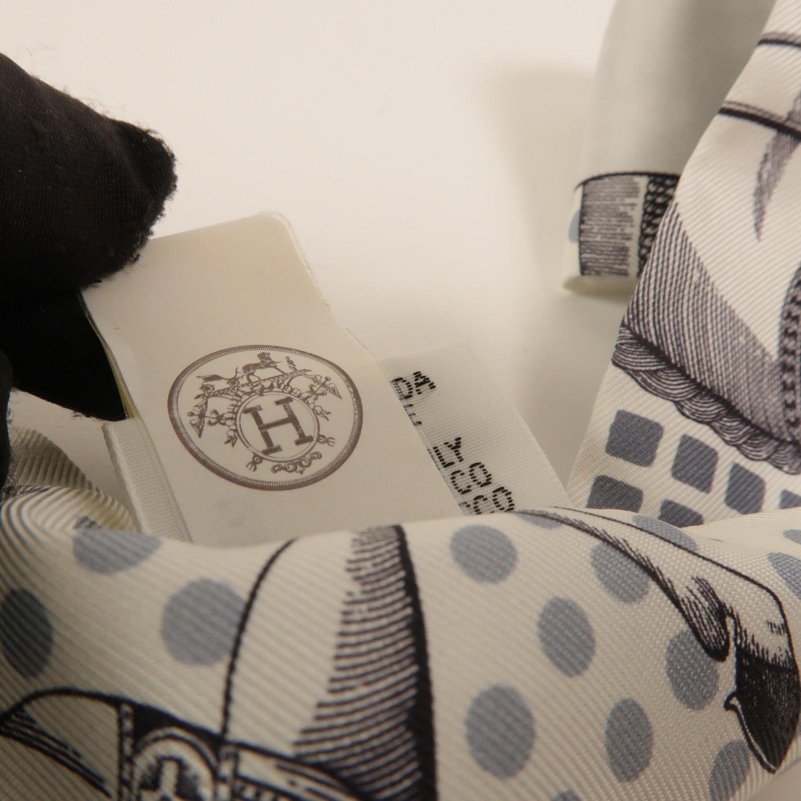 HERMES 絲質Twilly絲巾
