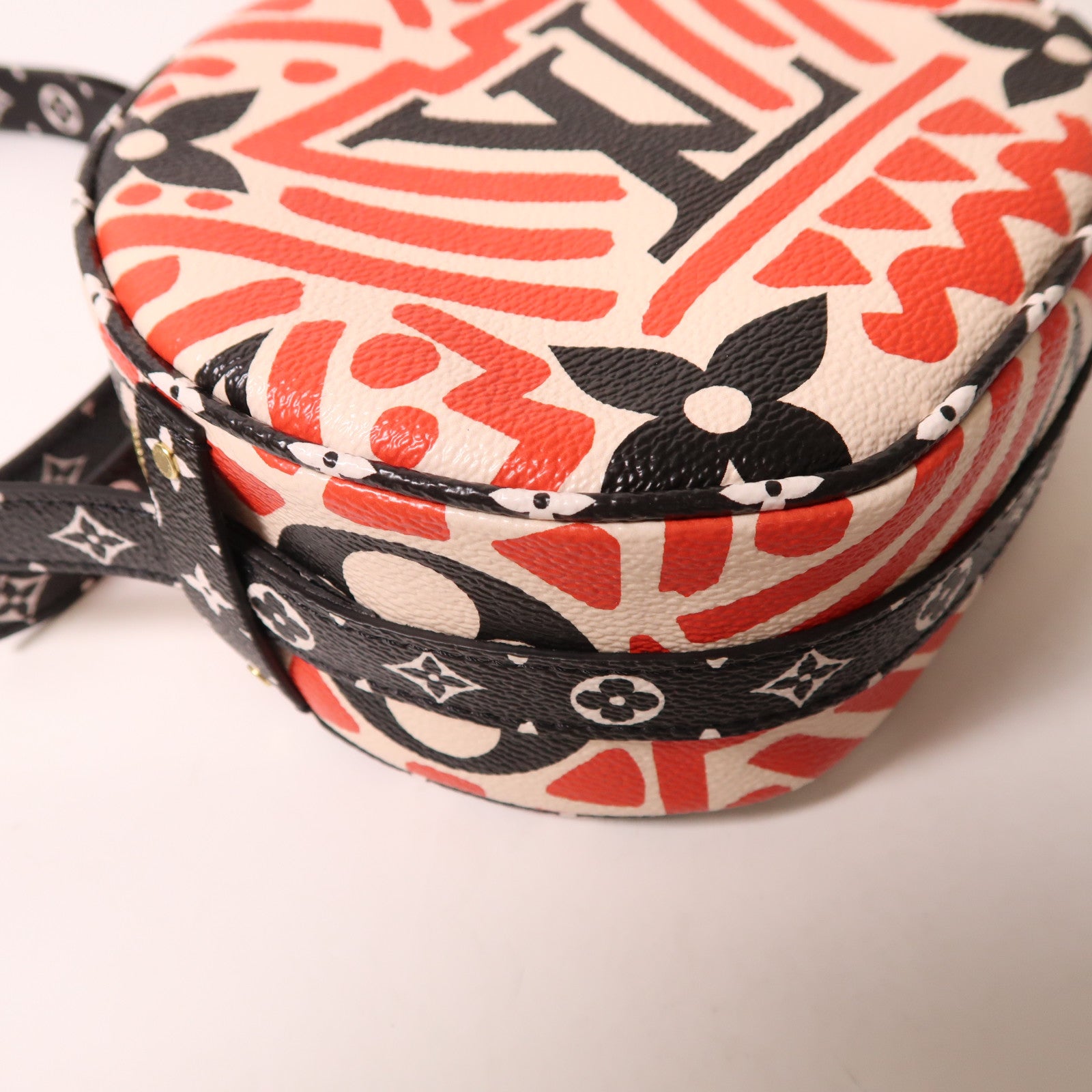 LOUIS VUITTON LV GHW Giant Boite Chapeau Shoulder Bag M45366