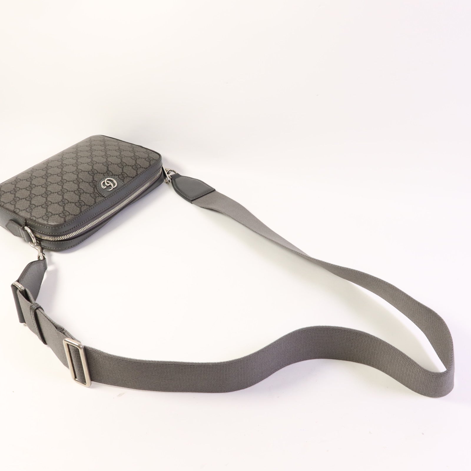 GUCCI 塗層帆布Ophidia銀扣肩背袋