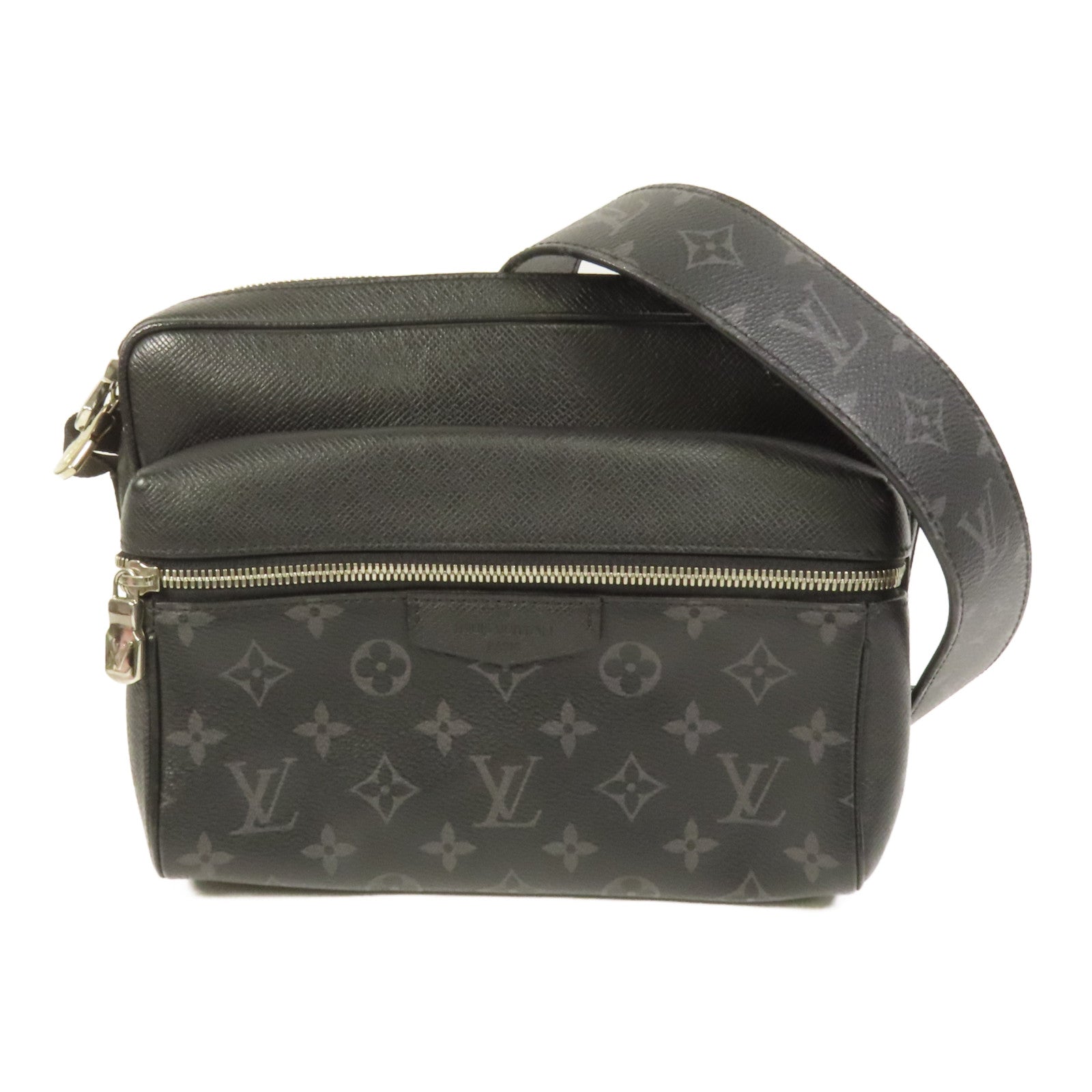 LOUIS VUITTON Monogram Eclipse/Taiga Outdoor Messenger銀扣肩背袋