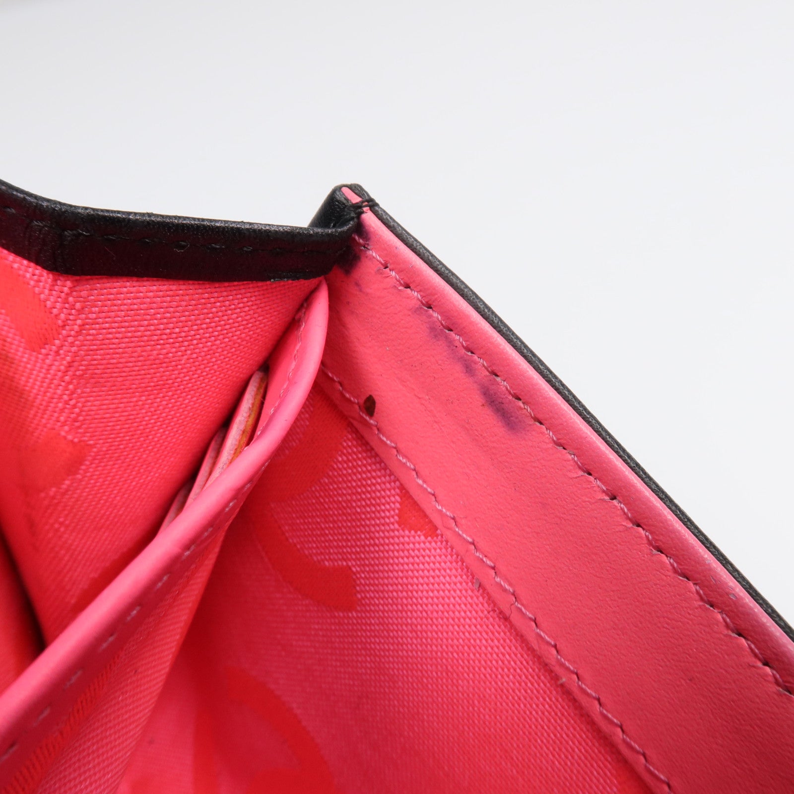CHANEL 牛皮皮革Cambon Long Wallet銀扣長錢包