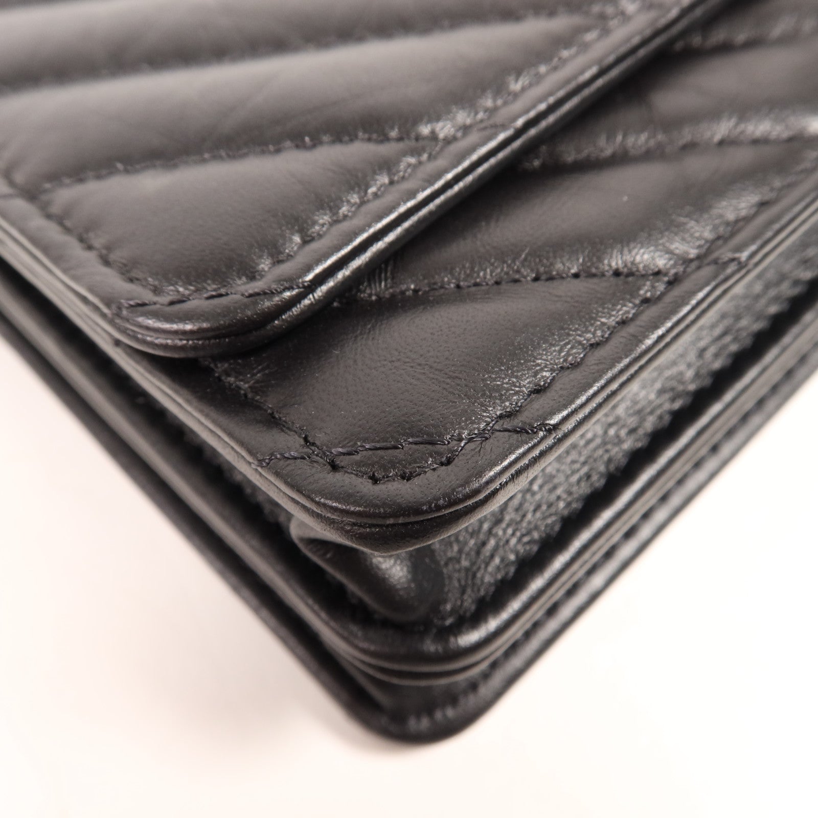 CHANEL 牛皮皮革Wallet On Chain鏈帶肩背袋