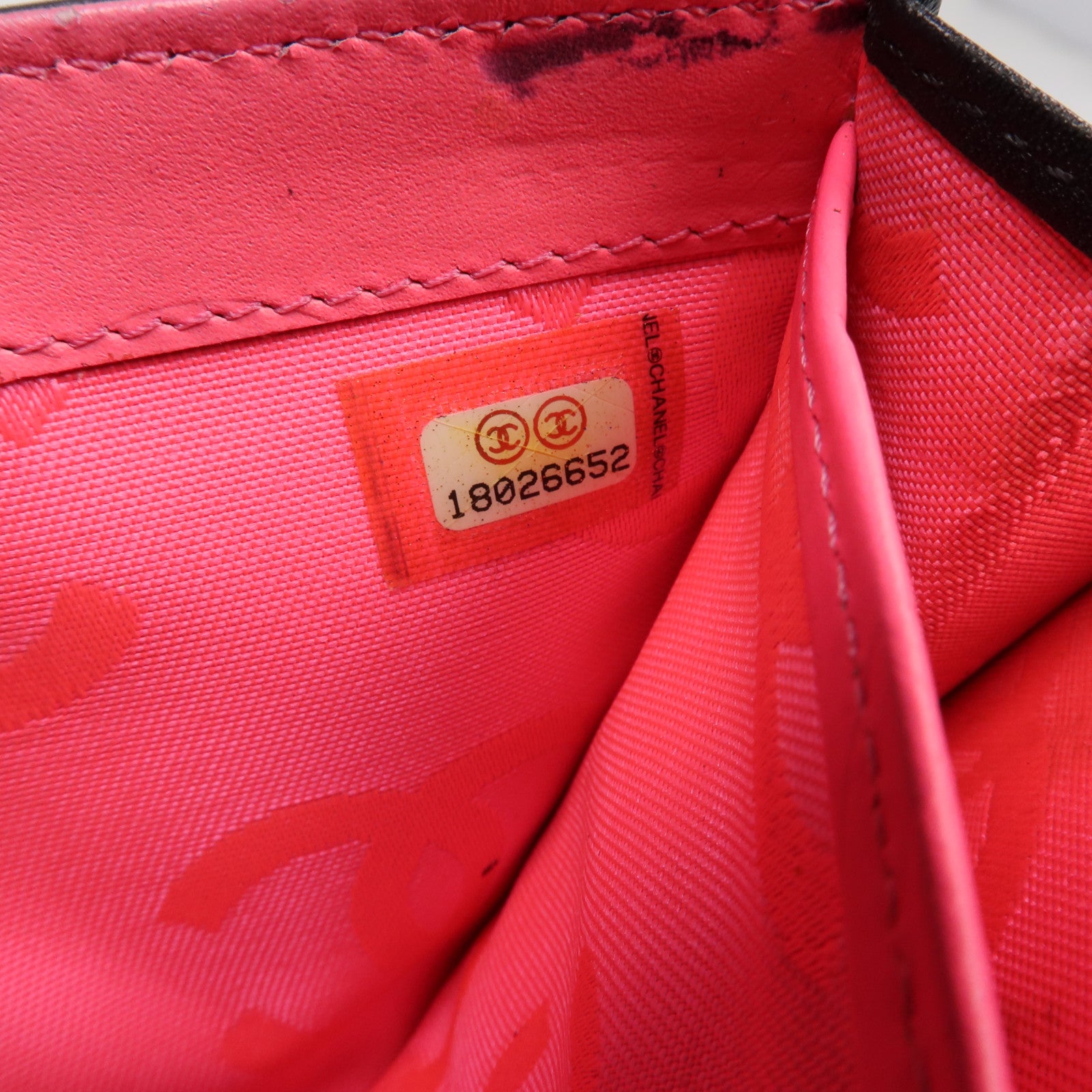 CHANEL 牛皮皮革Cambon Long Wallet銀扣長錢包