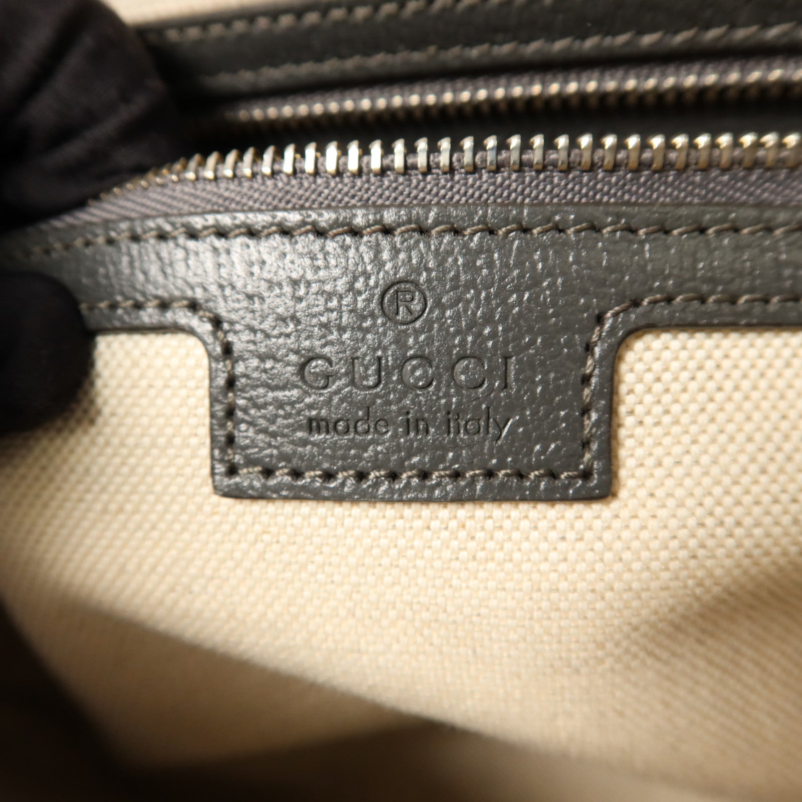 GUCCI 塗層帆布Ophidia銀扣肩背袋