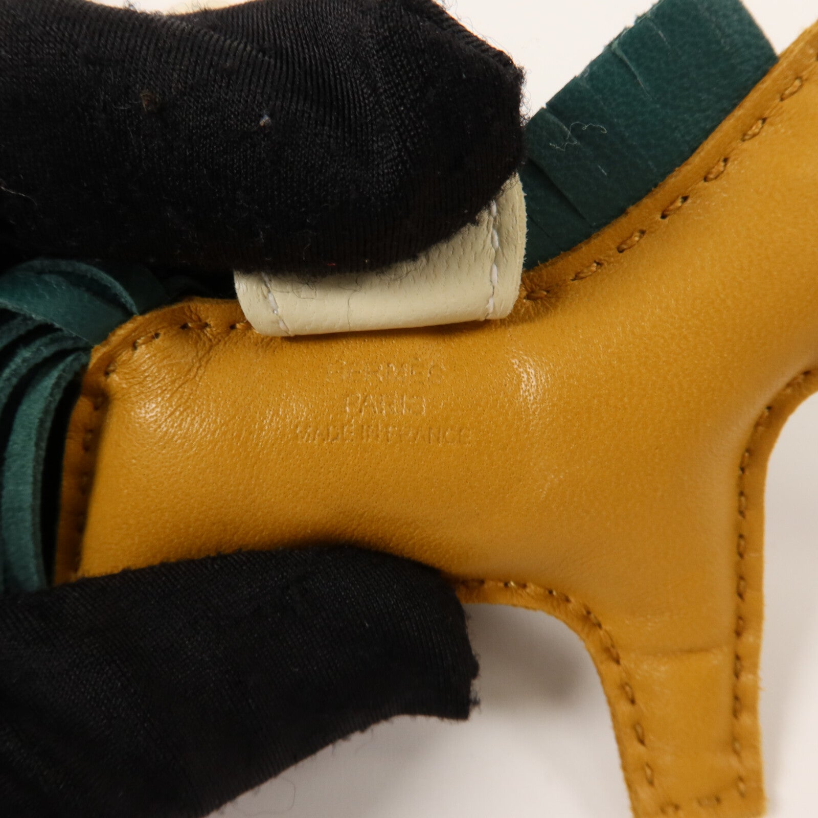 HERMES 【激減優惠】Milo皮革Rodeo PM掛飾Sesame/Menthe/Craie