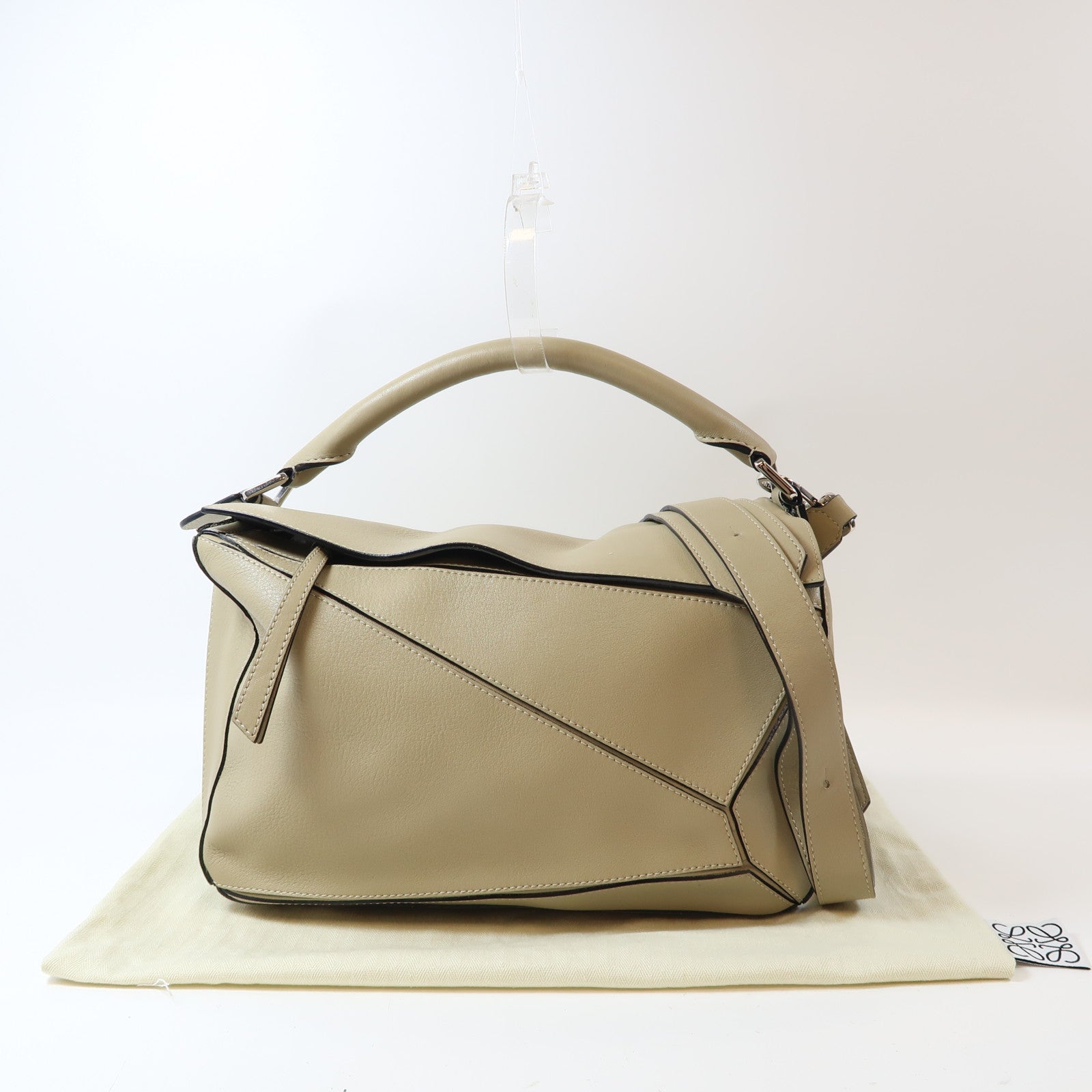 LOEWE 牛皮皮革Puzzle銀扣手挽肩背兩用袋卡其色