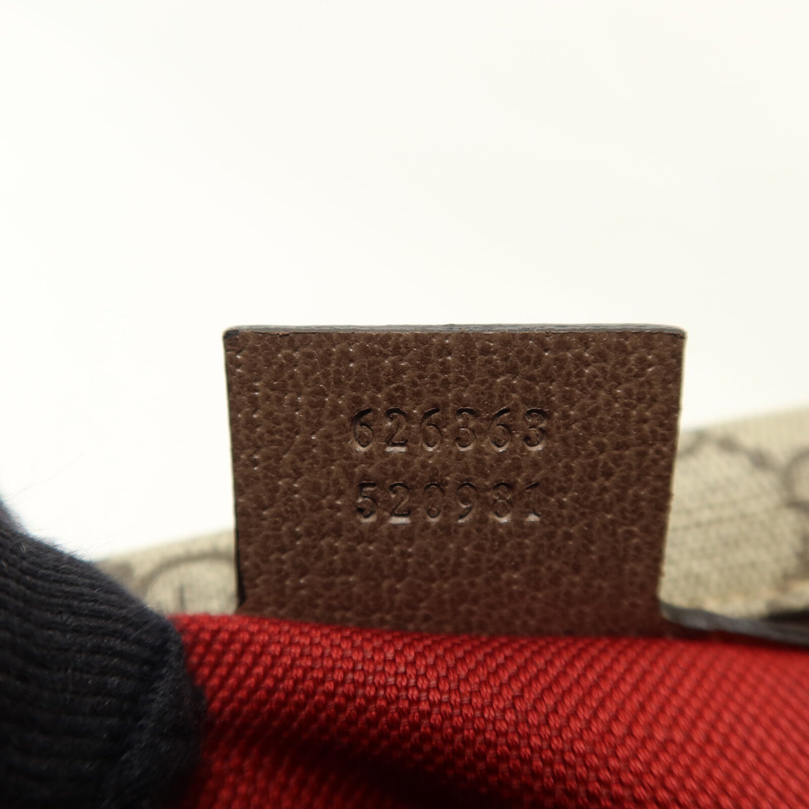 GUCCI 塗層帆布GG Supreme Shoulder Bag肩背袋