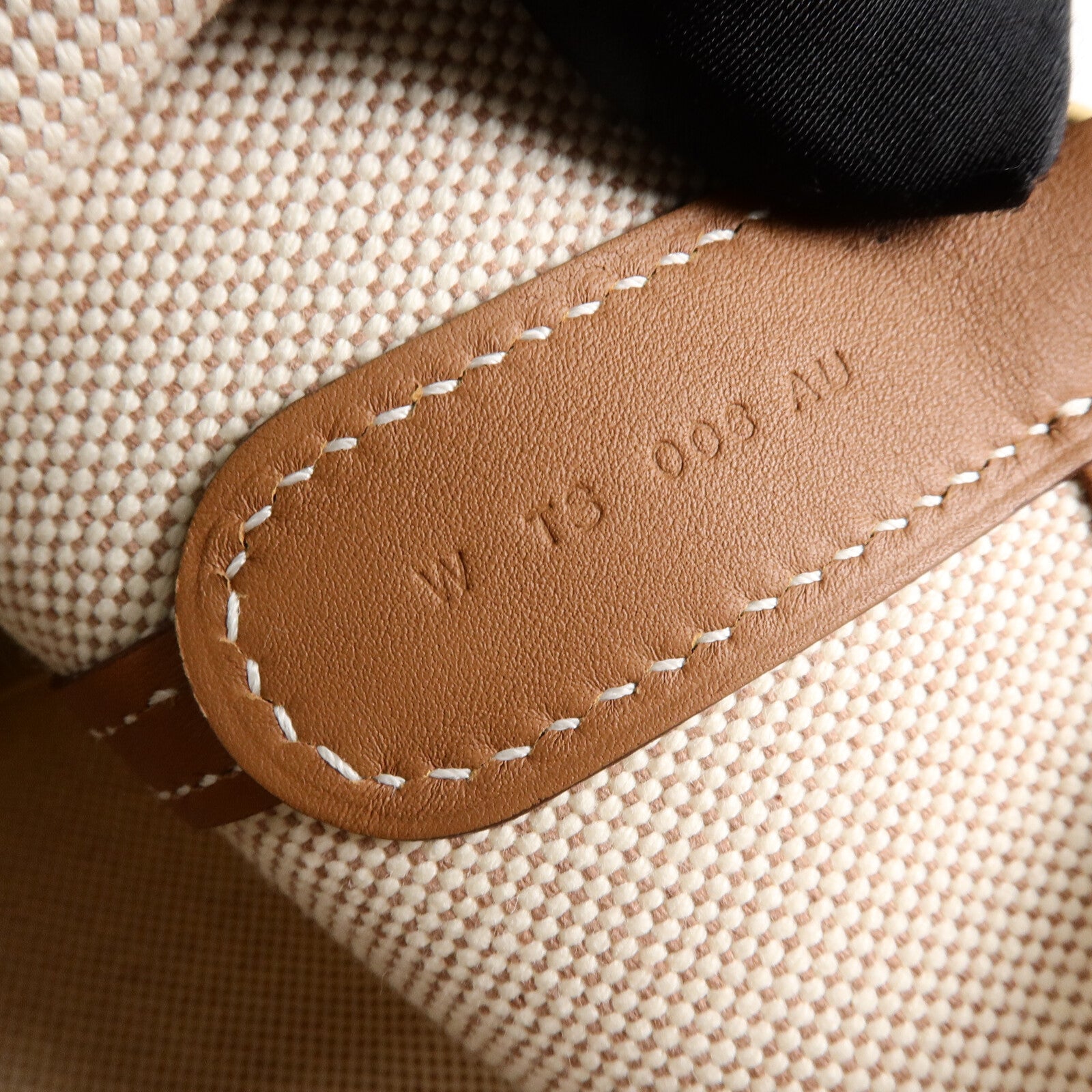 HERMES Toile H/Swift皮革In The Loop 23手挽袋Gold