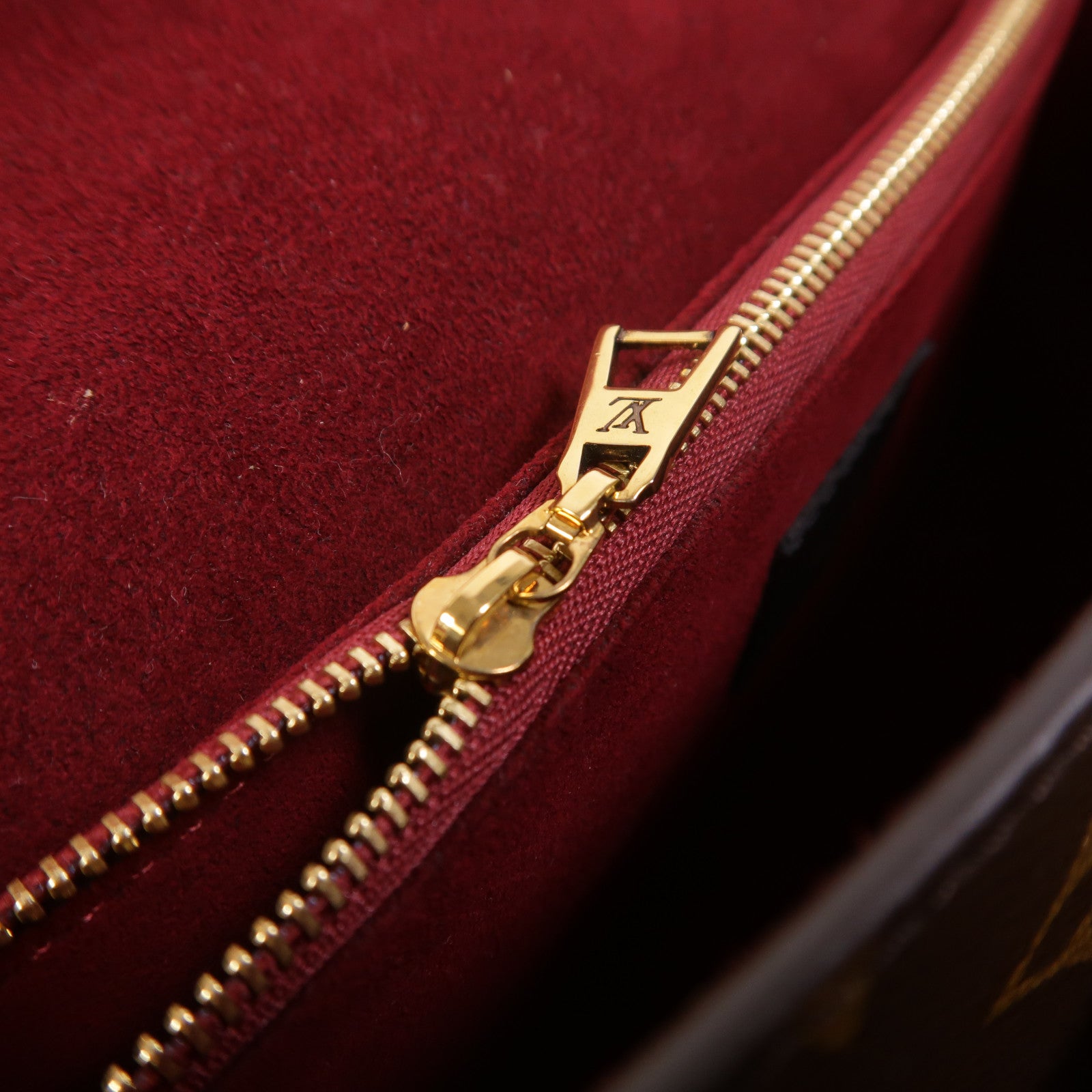LOUIS VUITTON Monogram Passy鏈帶肩背袋