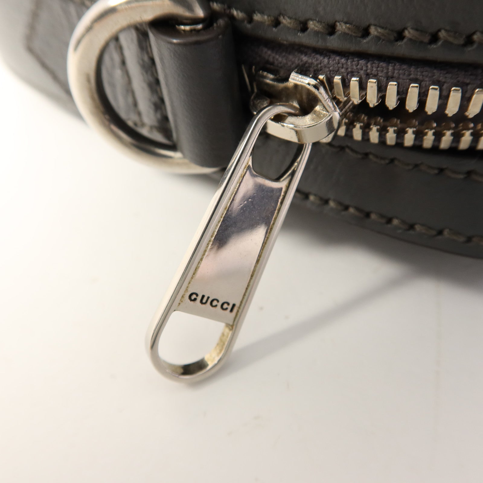 GUCCI 塗層帆布Ophidia銀扣肩背袋