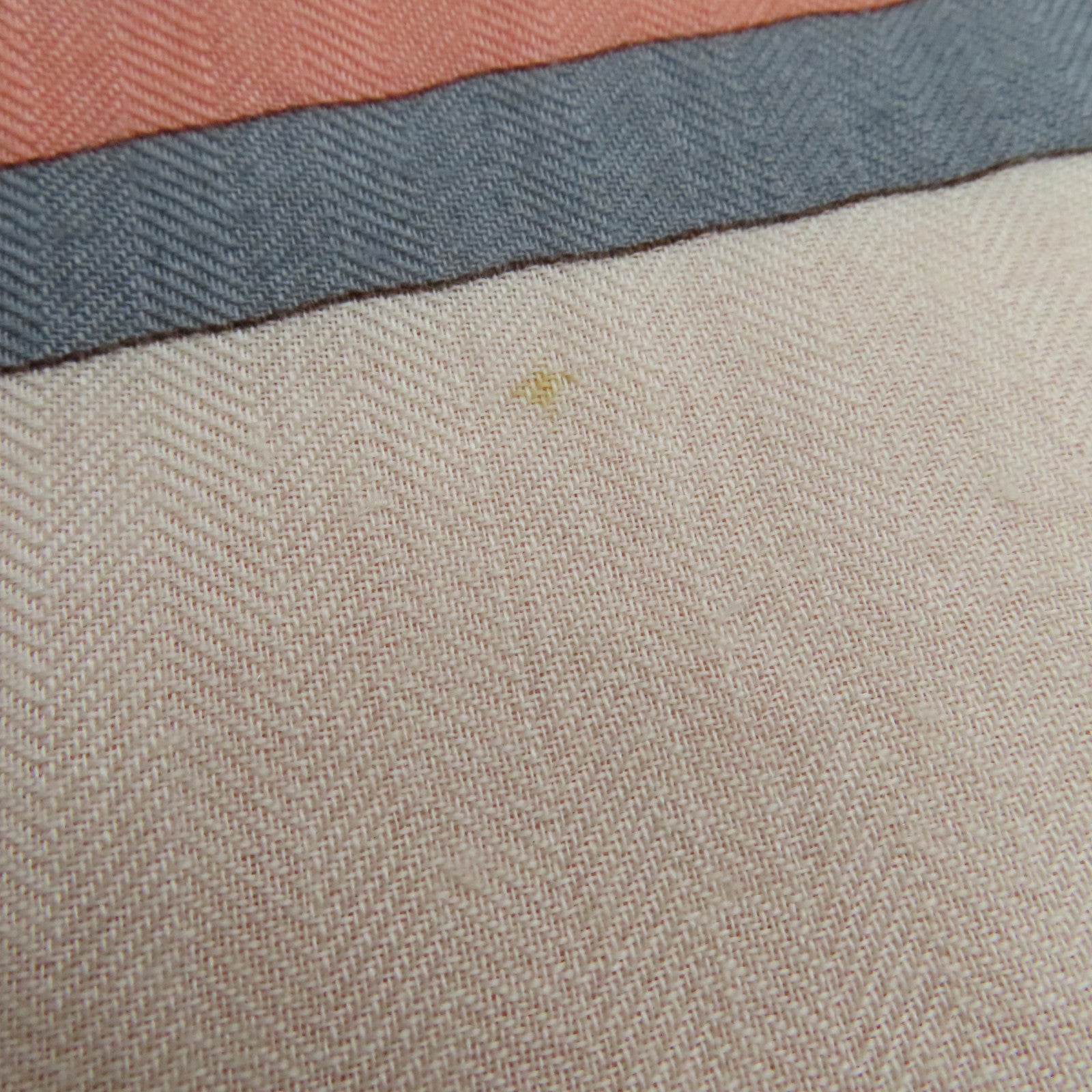 HERMES 【激減優惠】羊絨/絲質Scarf圍巾彩色
