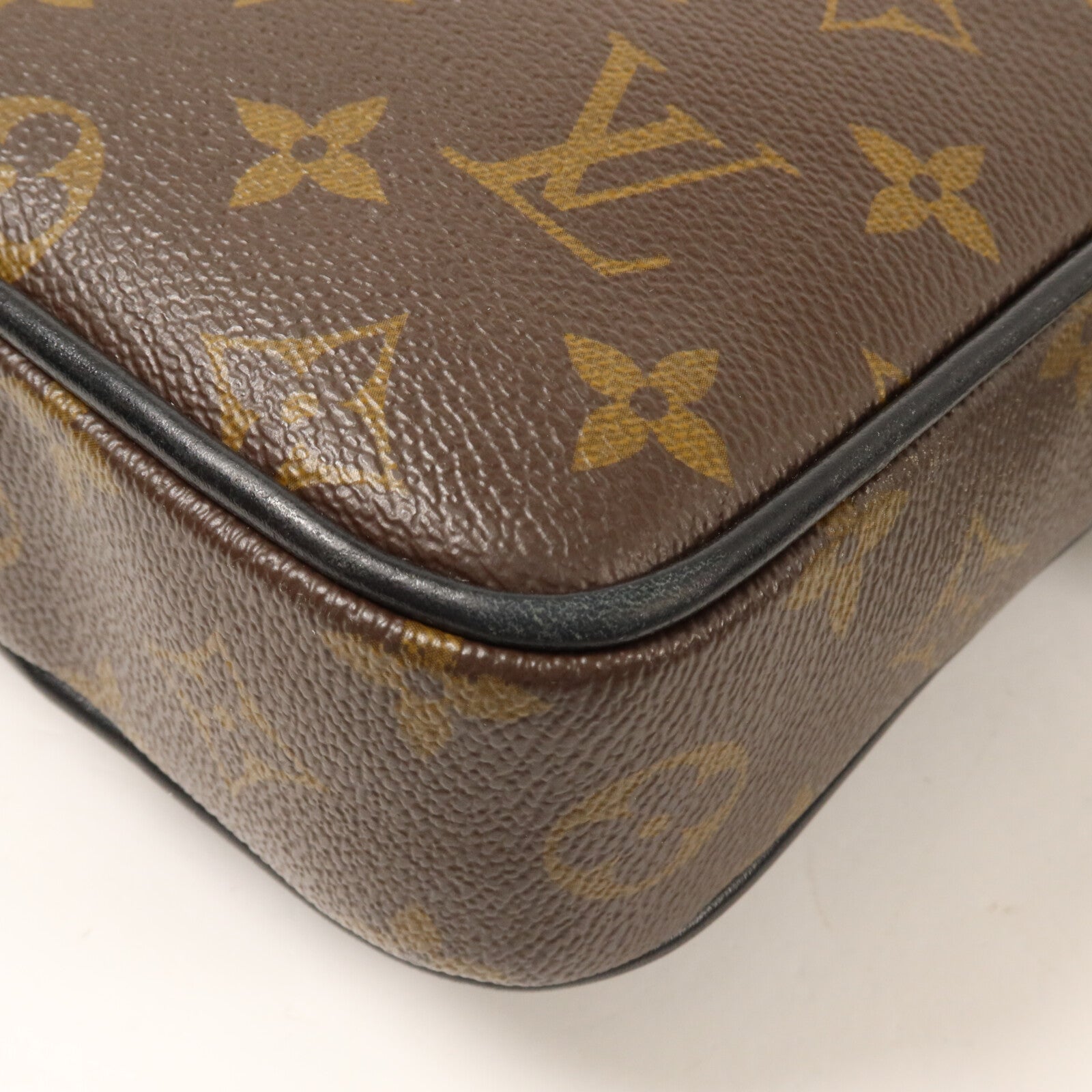 LOUIS VUITTON Monogram Macassar Christopher Wearable Wallet肩背袋