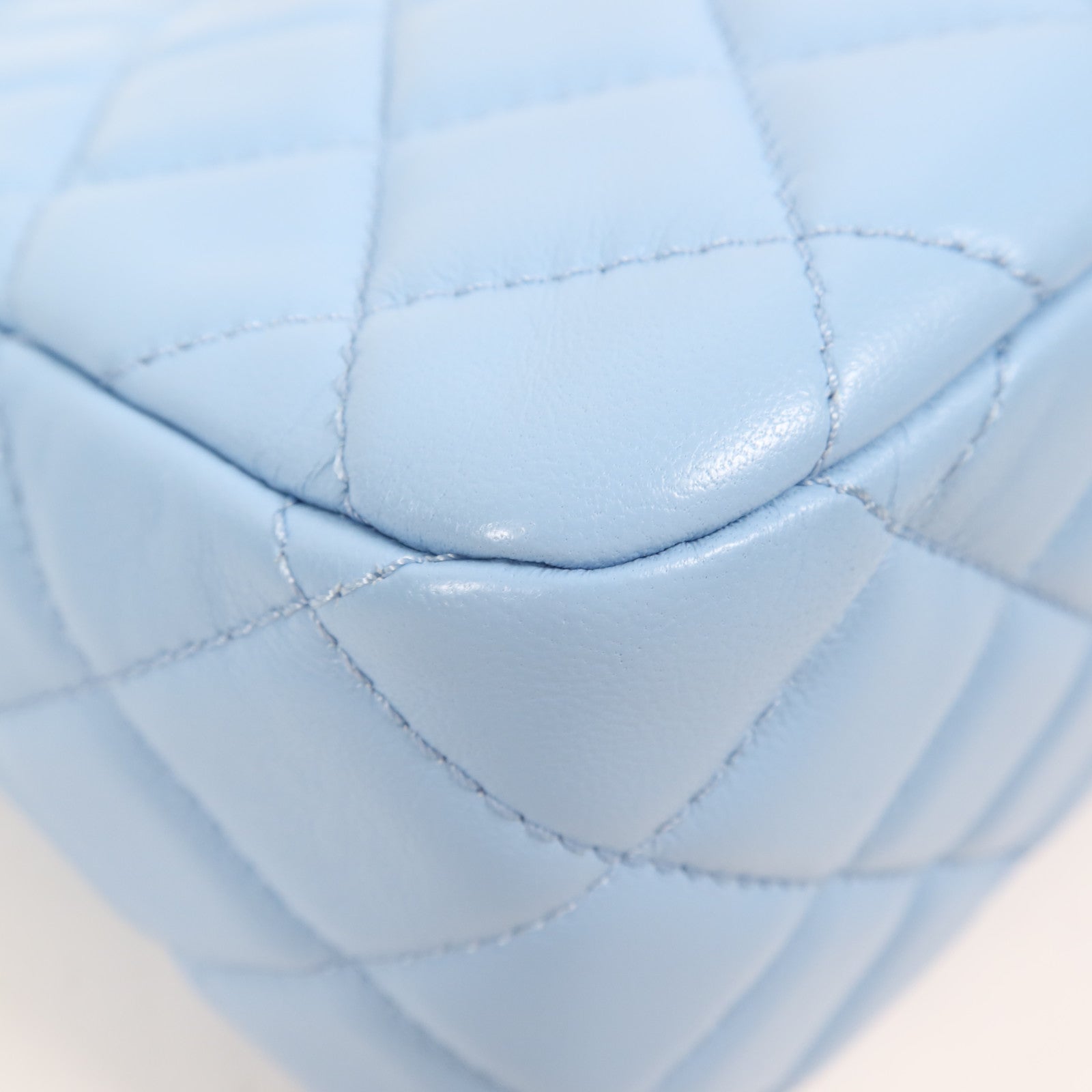 CHANEL 羊皮皮革Chain Shoulder金扣鏈帶肩背袋