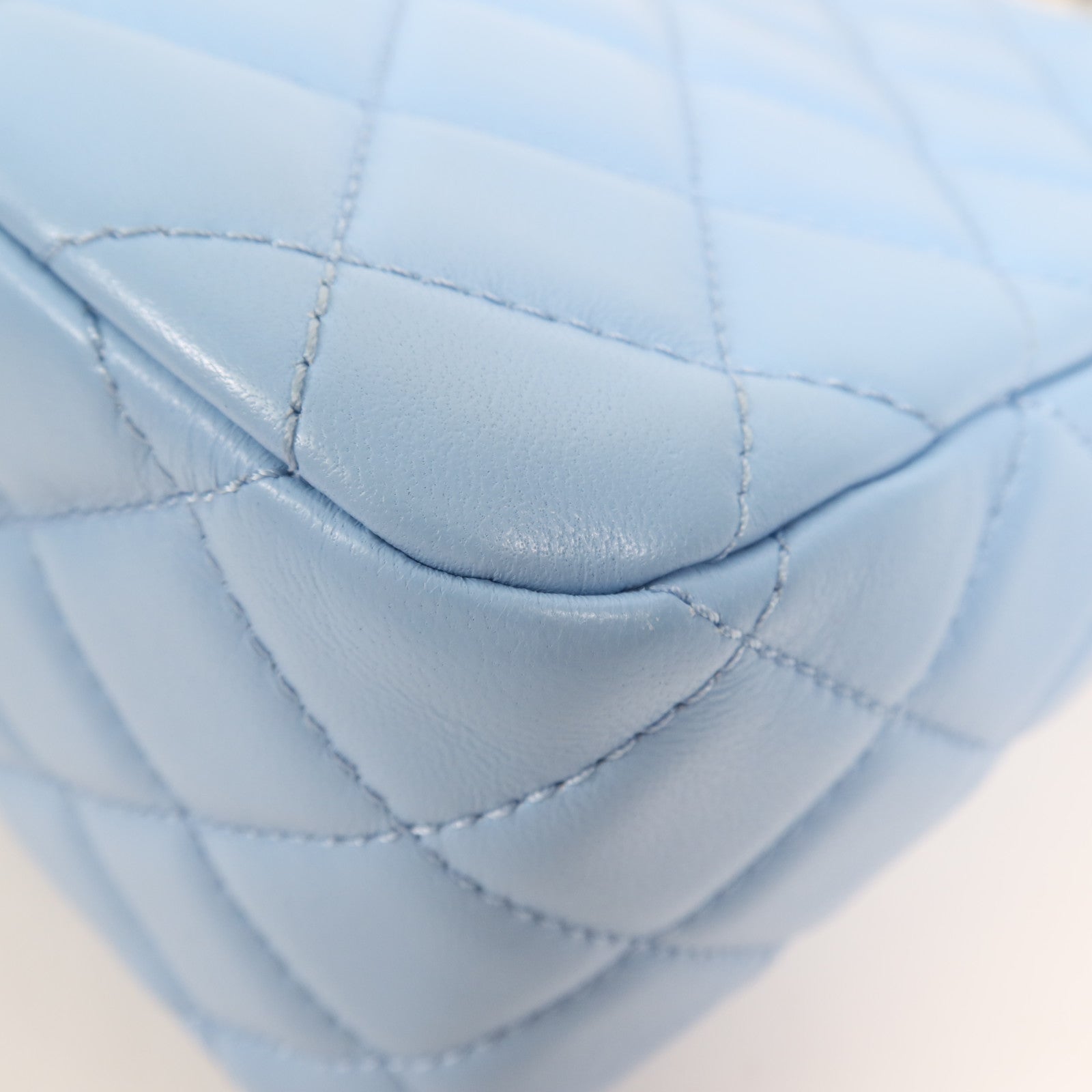 CHANEL 羊皮皮革Chain Shoulder金扣鏈帶肩背袋