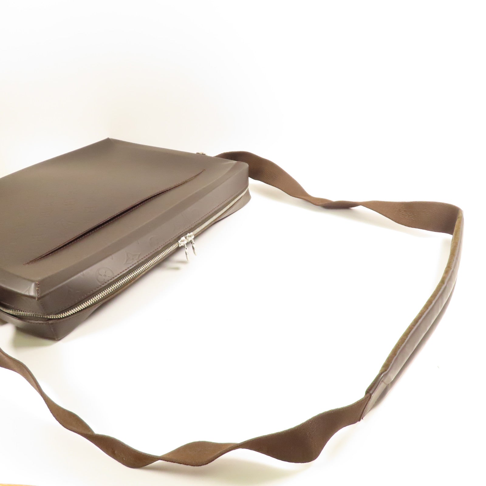 LOUIS VUITTON Monogram Glace Steve銀扣鏈帶肩背袋