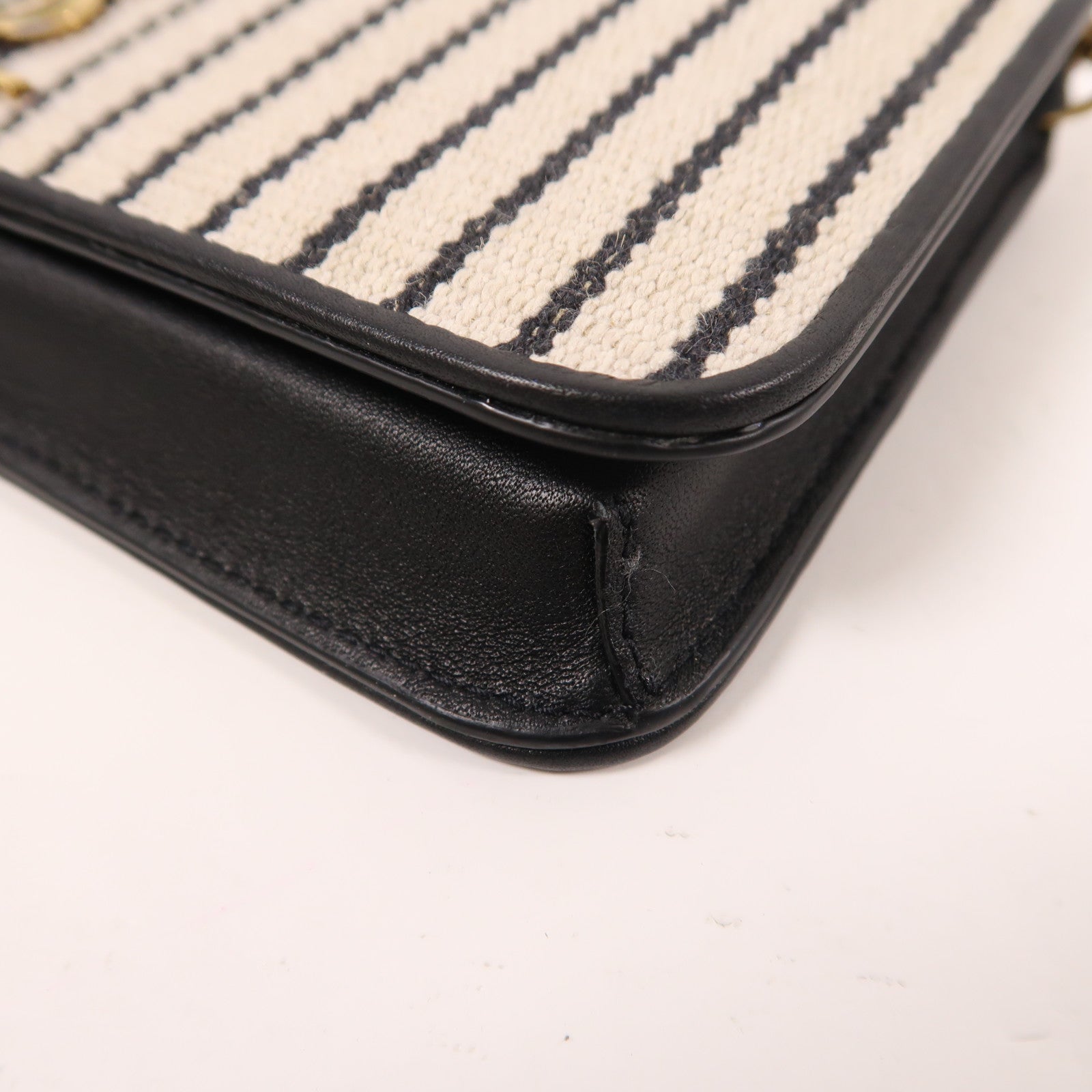 YVES SAINT LAURENT 帆布Chain Shoulder金扣肩背袋