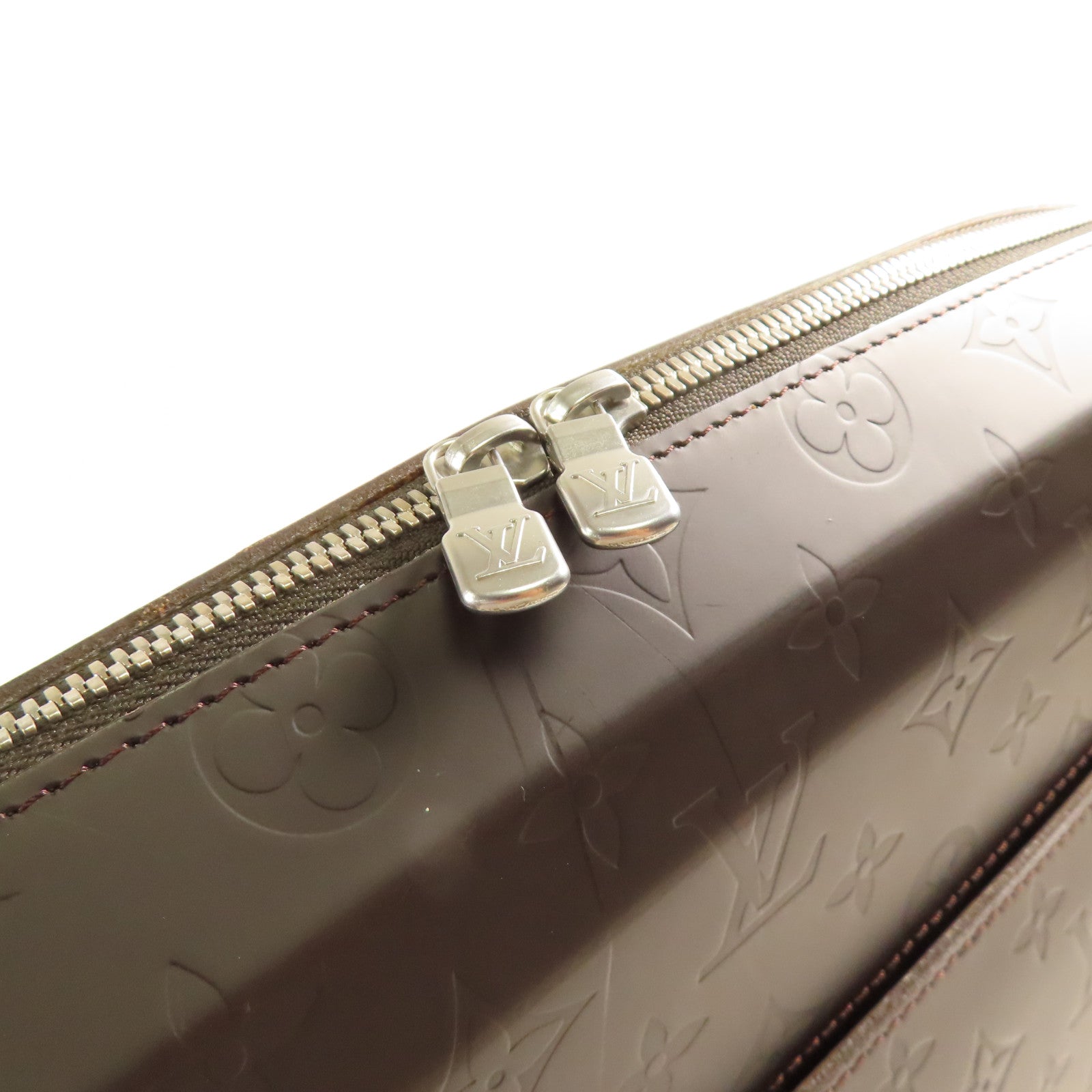 LOUIS VUITTON Monogram Glace Steve銀扣鏈帶肩背袋