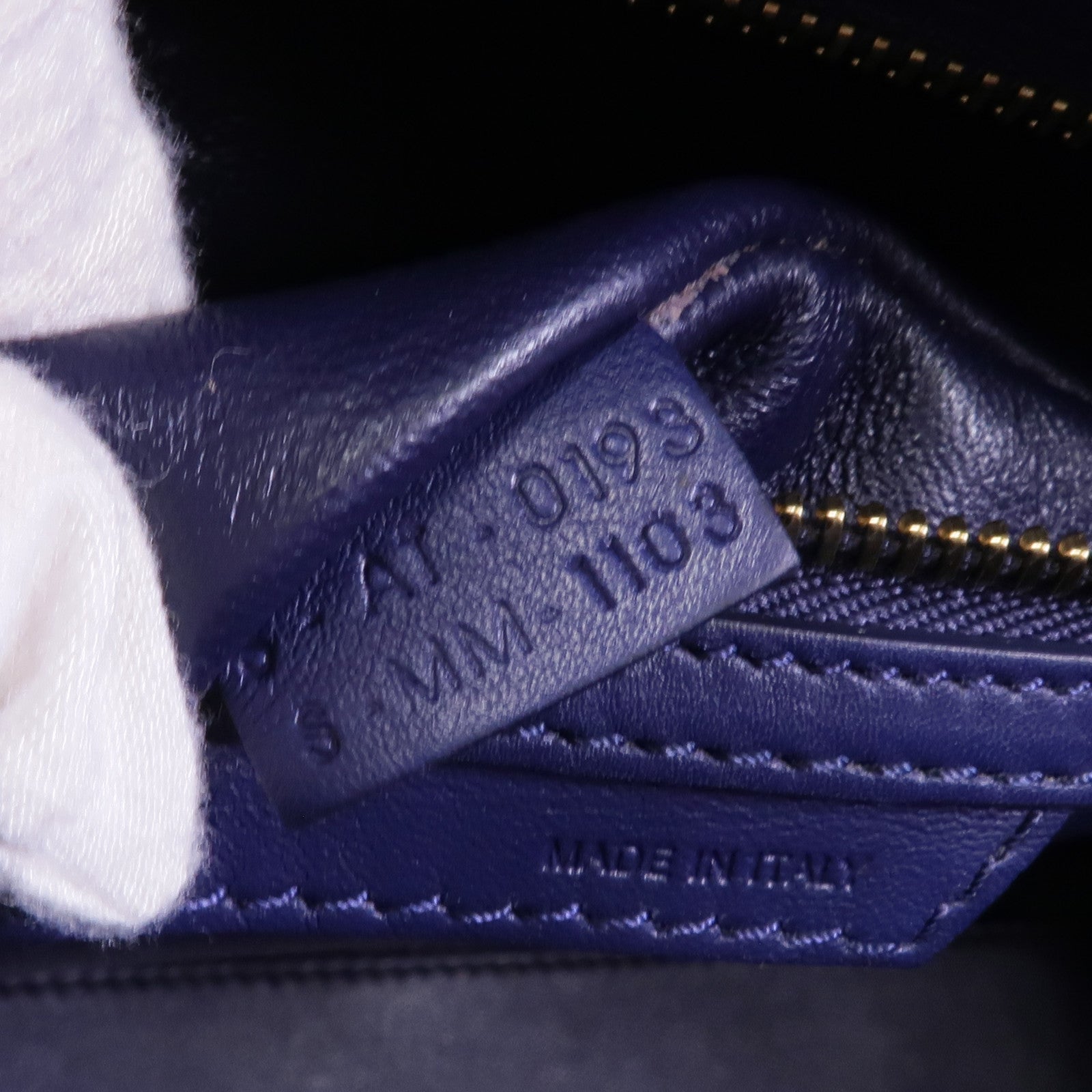 CELINE 牛皮皮革Micro Luggage金扣手挽袋