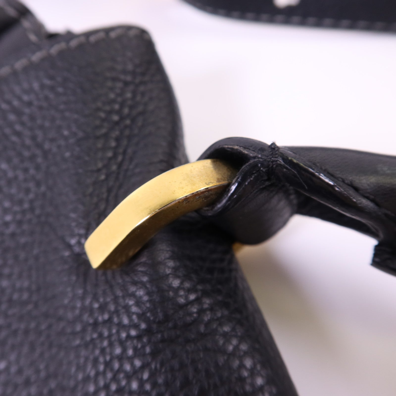 Chloe 牛皮皮革Marcie Saddle金扣肩背袋