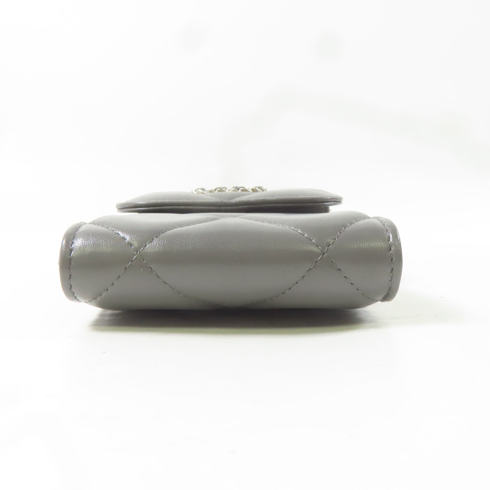 CHANEL 菱格羊皮皮革19 Phone Case鏈帶手挽肩背兩用袋灰色