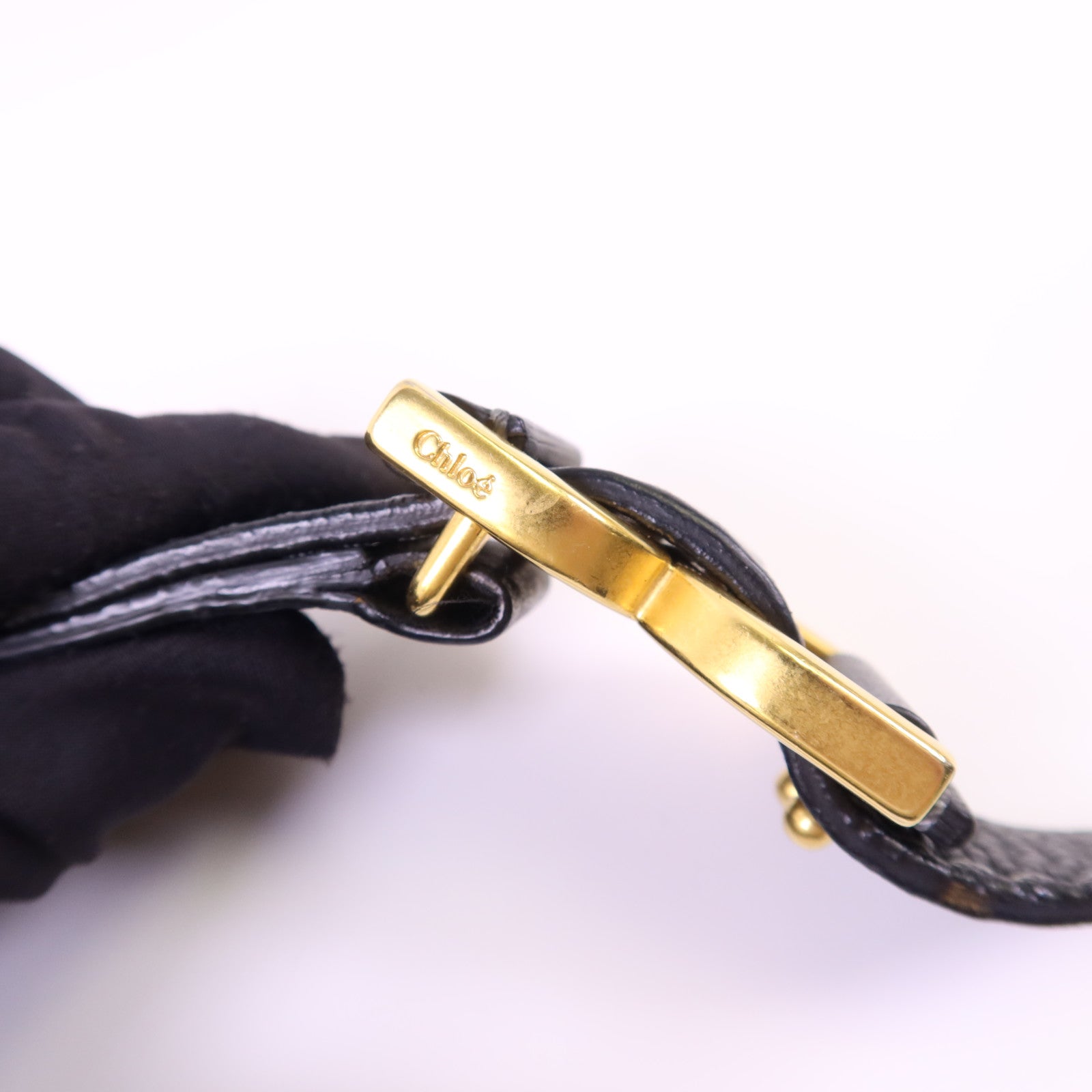 Chloe 牛皮皮革Marcie Saddle金扣肩背袋