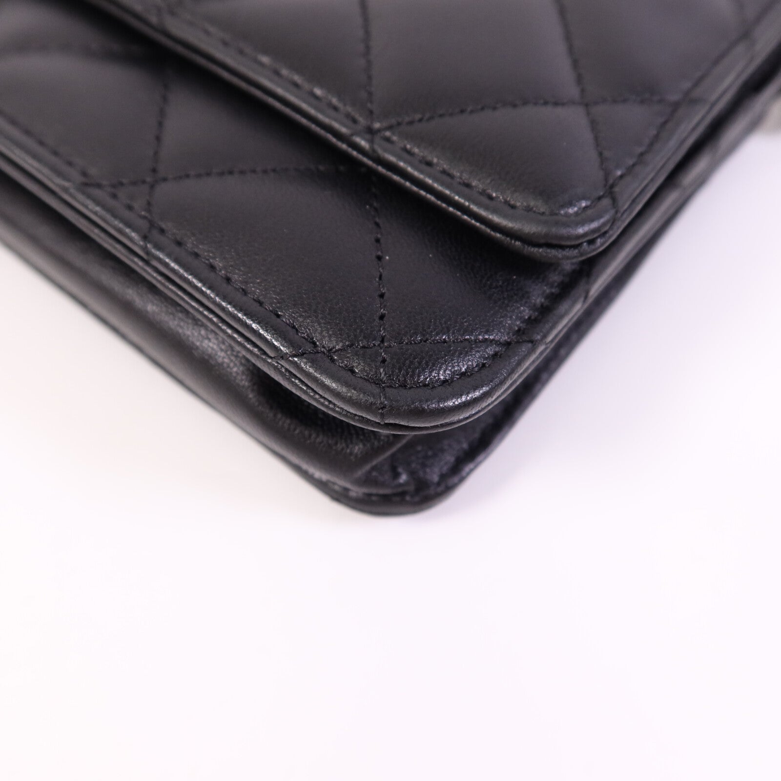 CHANEL 羊皮皮革WOC Wallet On Chain銀扣鏈帶肩背袋