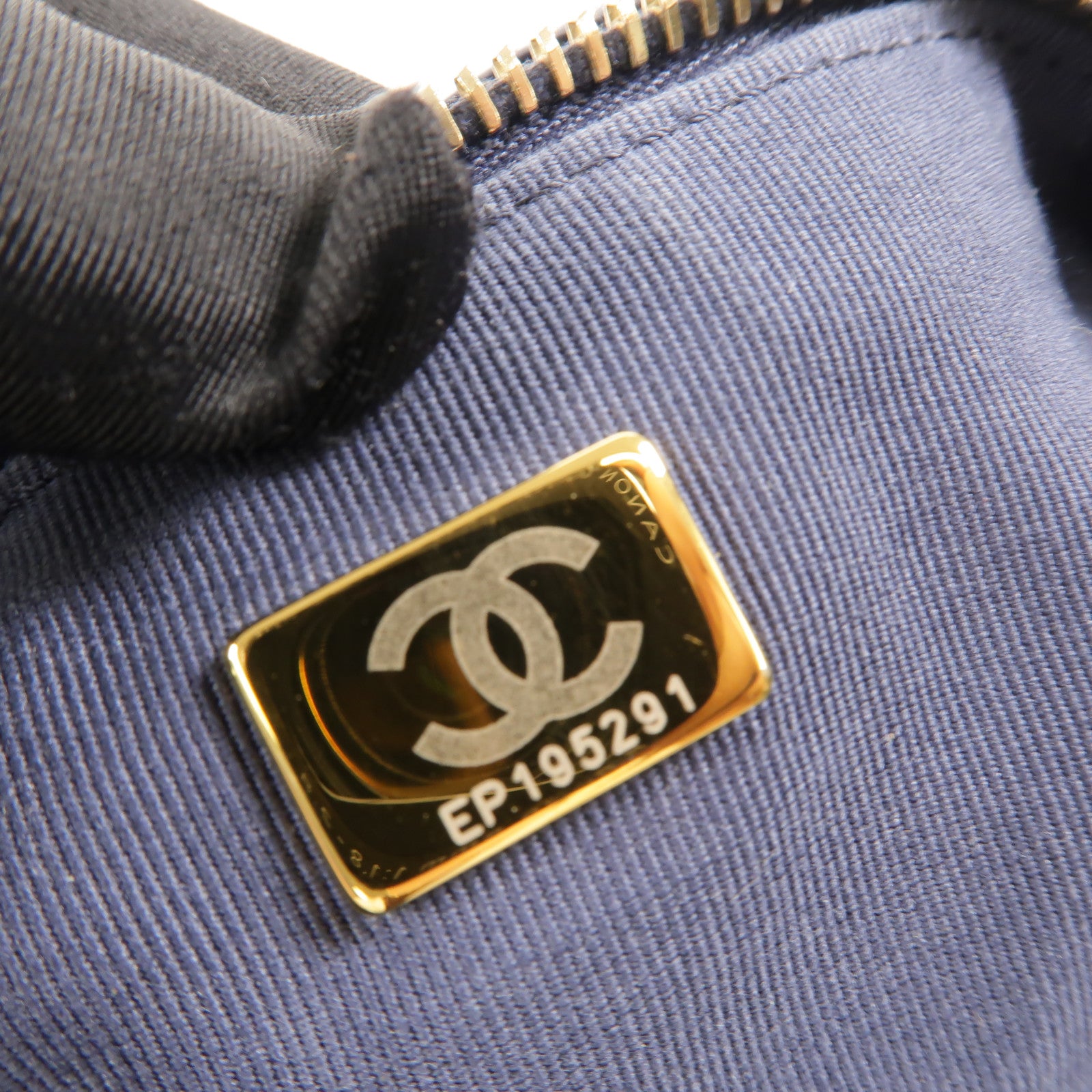 CHANEL Denim Hobo 25C肩背袋