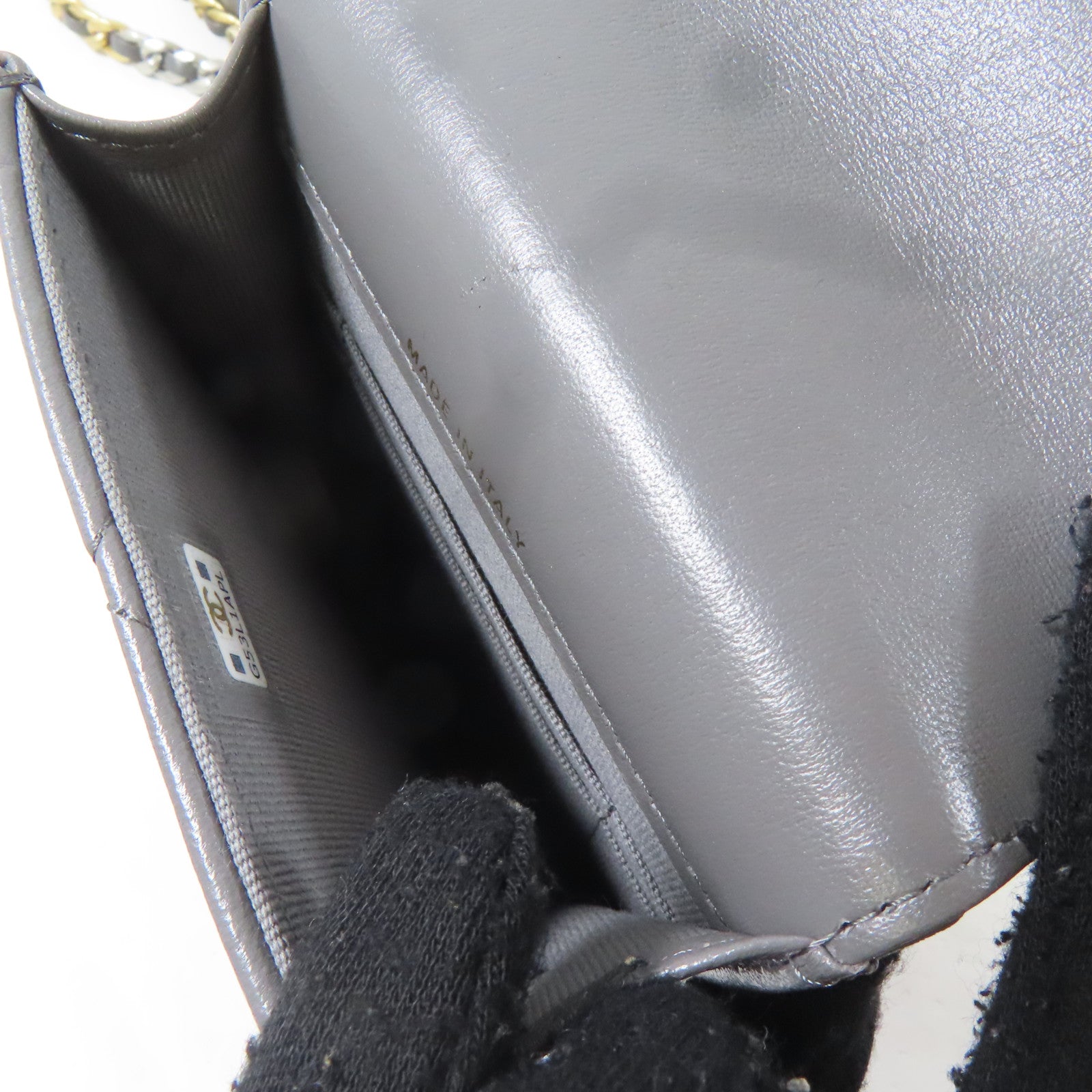 CHANEL 菱格羊皮皮革19 Phone Case鏈帶手挽肩背兩用袋灰色