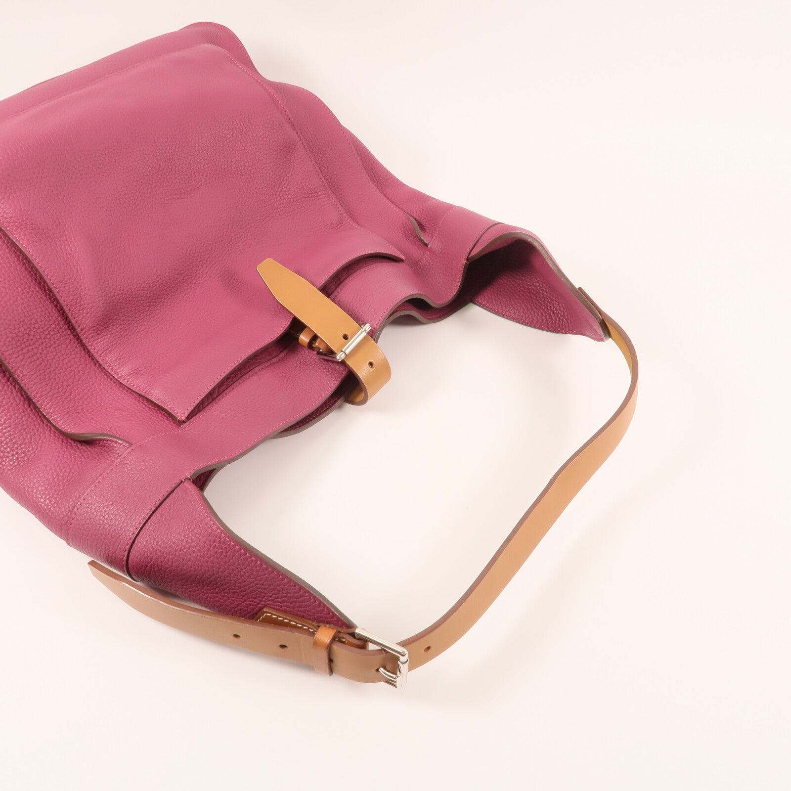 HERMES Clemence皮革Marwar GM銀扣肩背袋Tosca