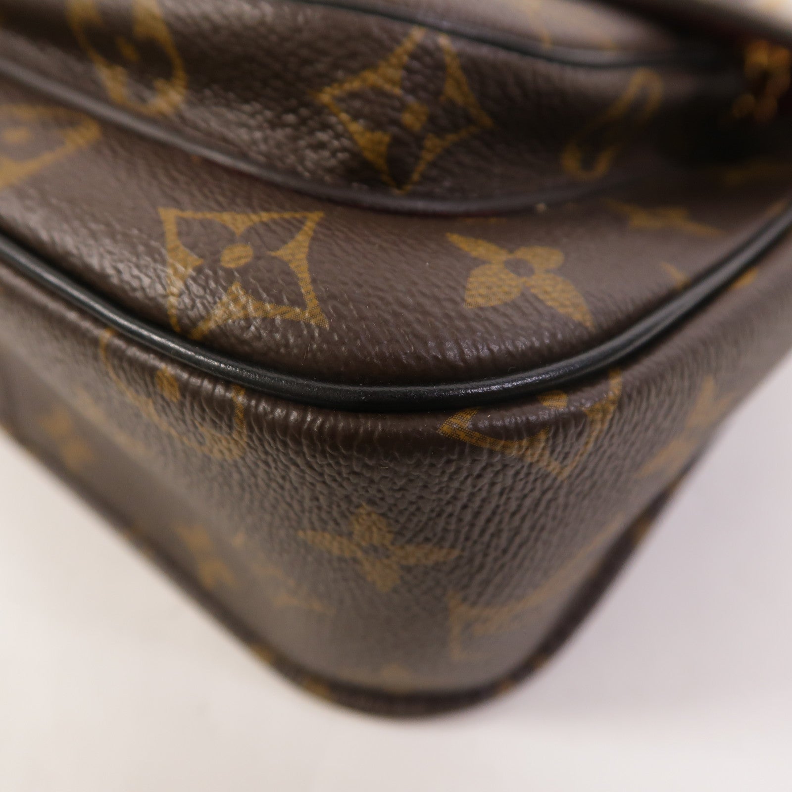 LOUIS VUITTON Monogram Passy肩背袋