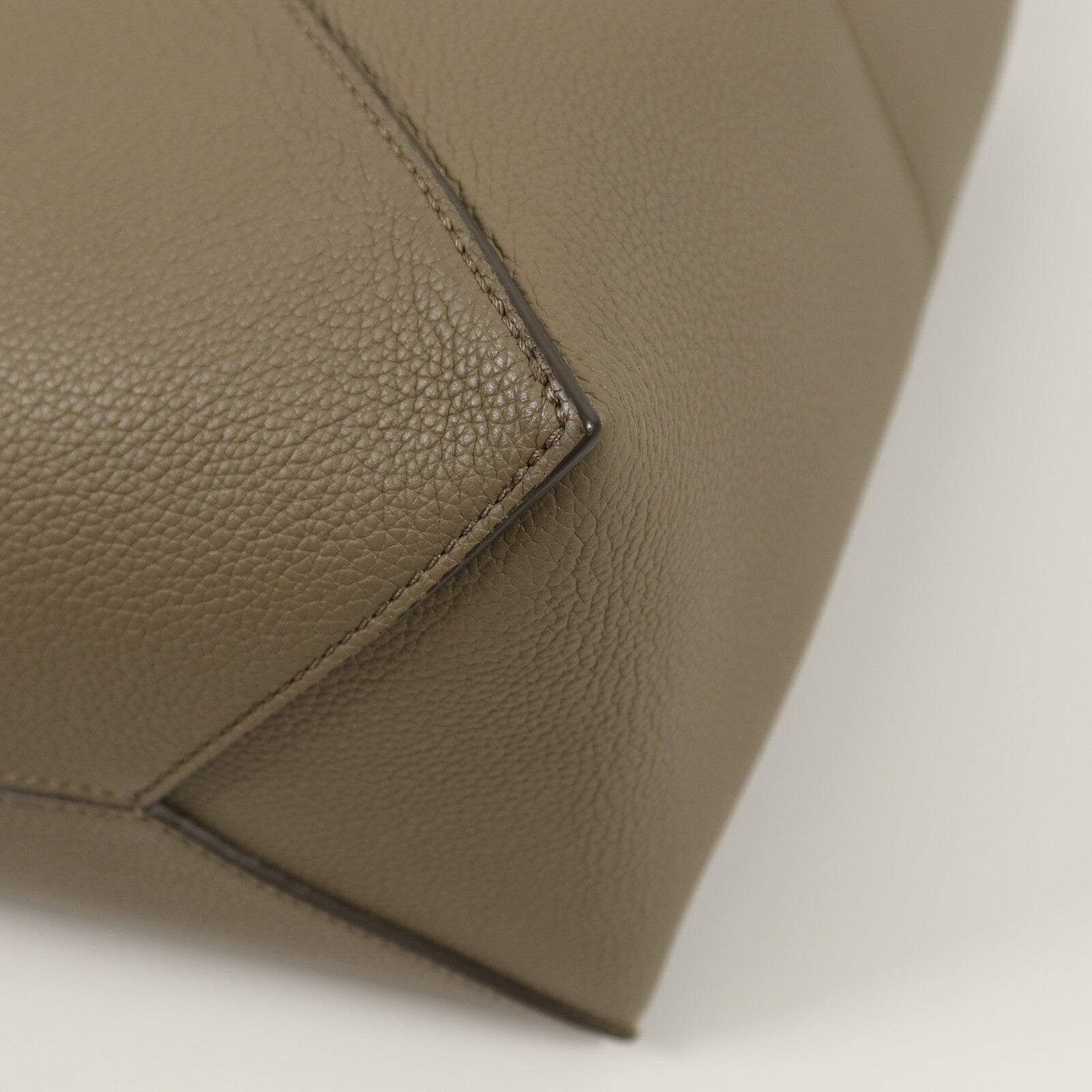 LOEWE 牛皮皮革Puzzle Fold Medium肩背袋