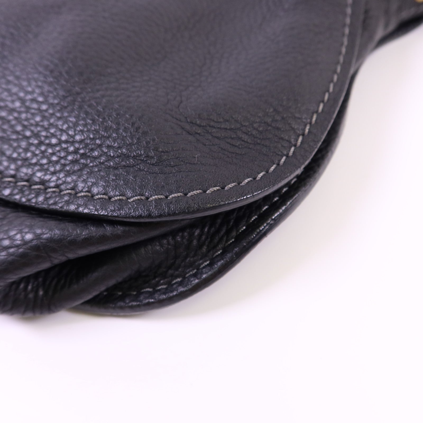 Chloe 牛皮皮革Marcie Saddle金扣肩背袋