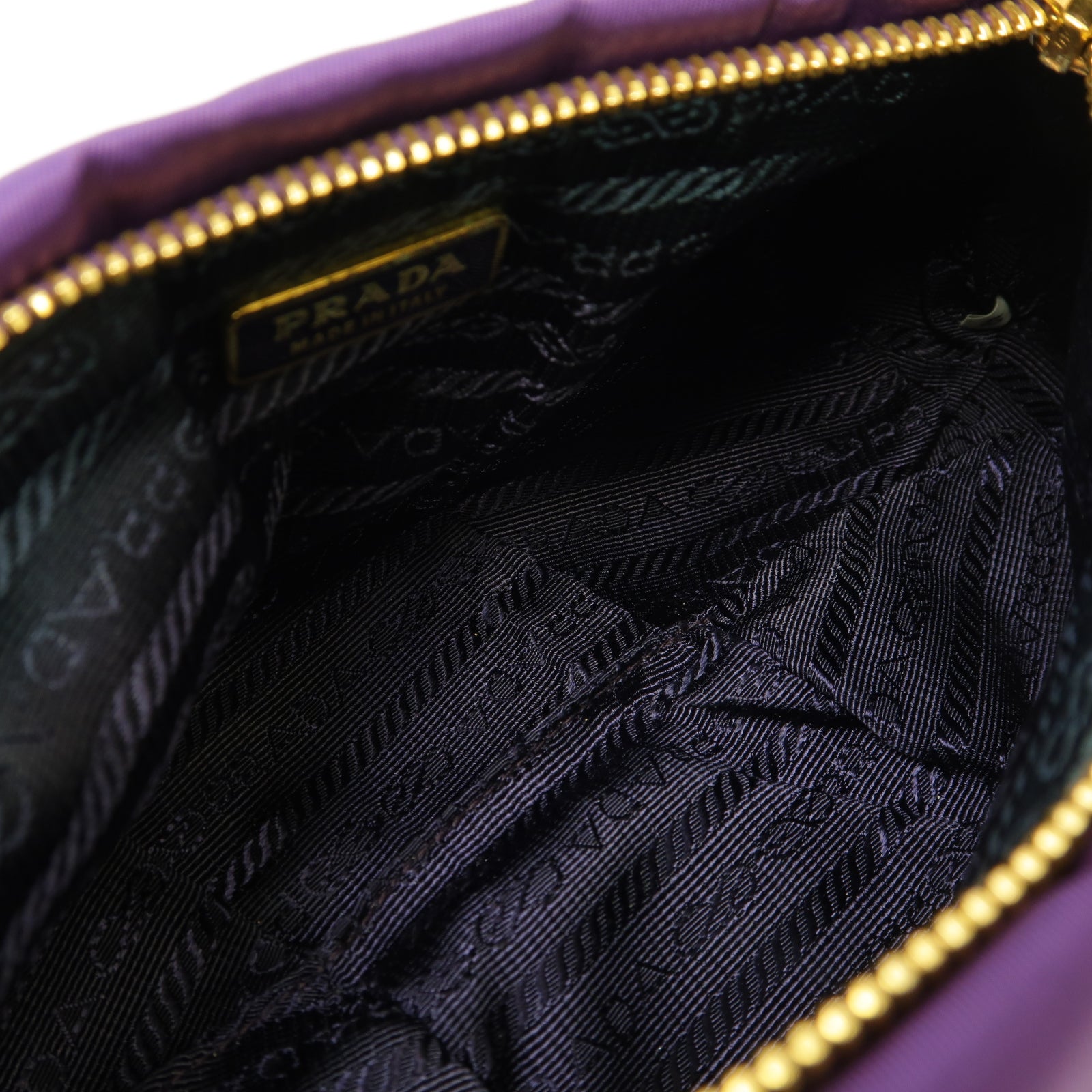 PRADA 尼龍Clutch Bag金扣手拿包紫色