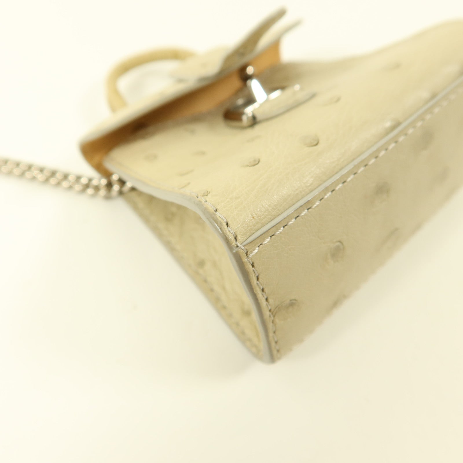 Delvaux 駝鳥皮革Charm銀扣掛飾