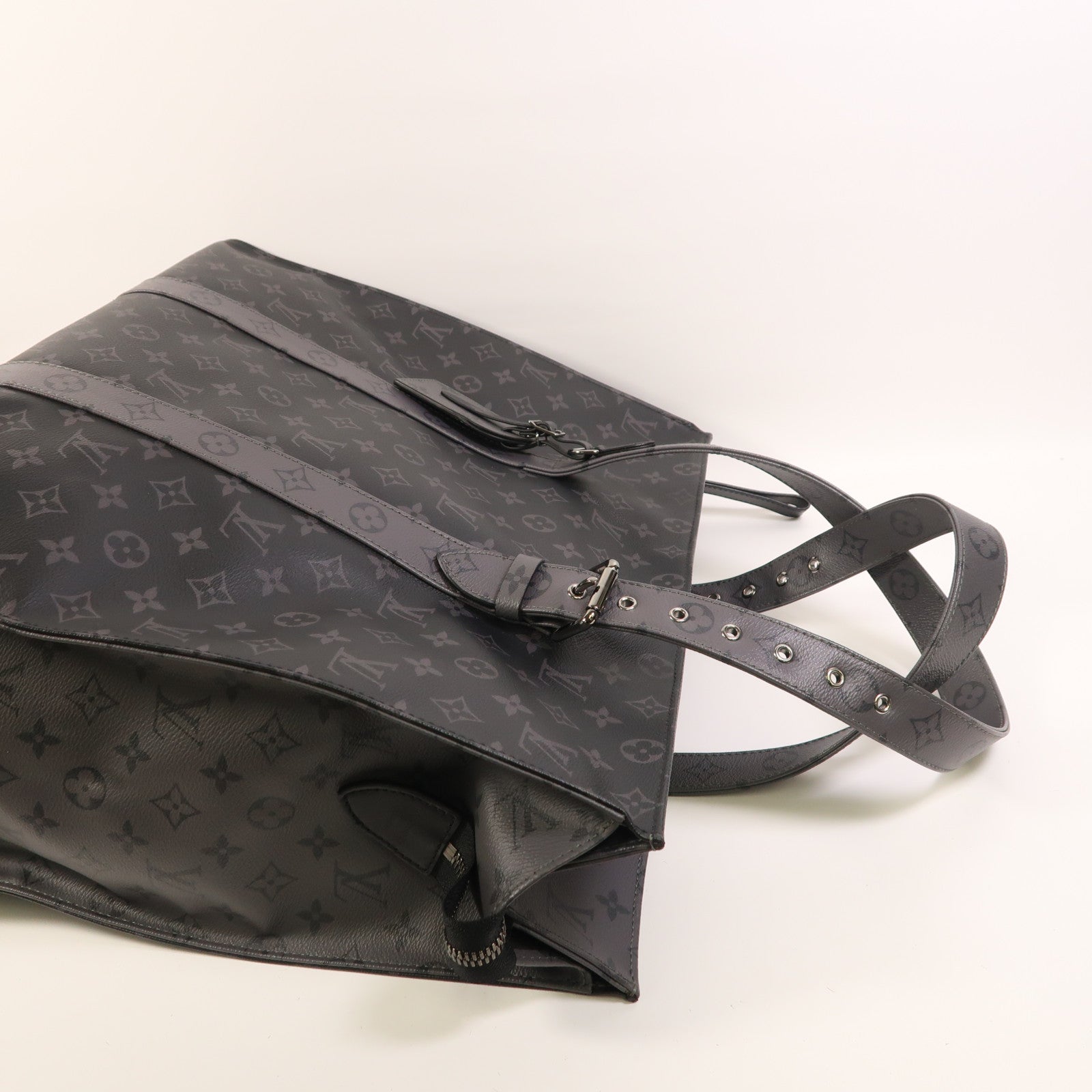 LOUIS VUITTON Monogram Eclipse New Cabas Zippe銀扣肩背袋