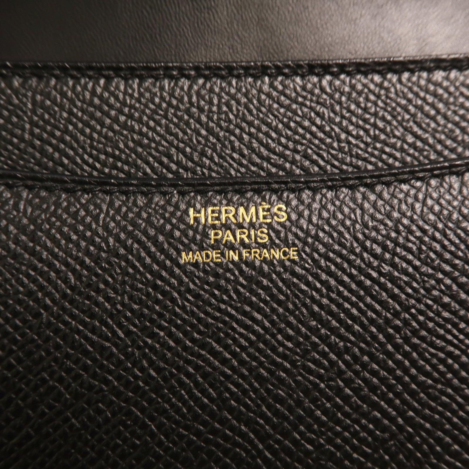 HERMES Epsom皮革Constance 24金扣肩背袋Noir