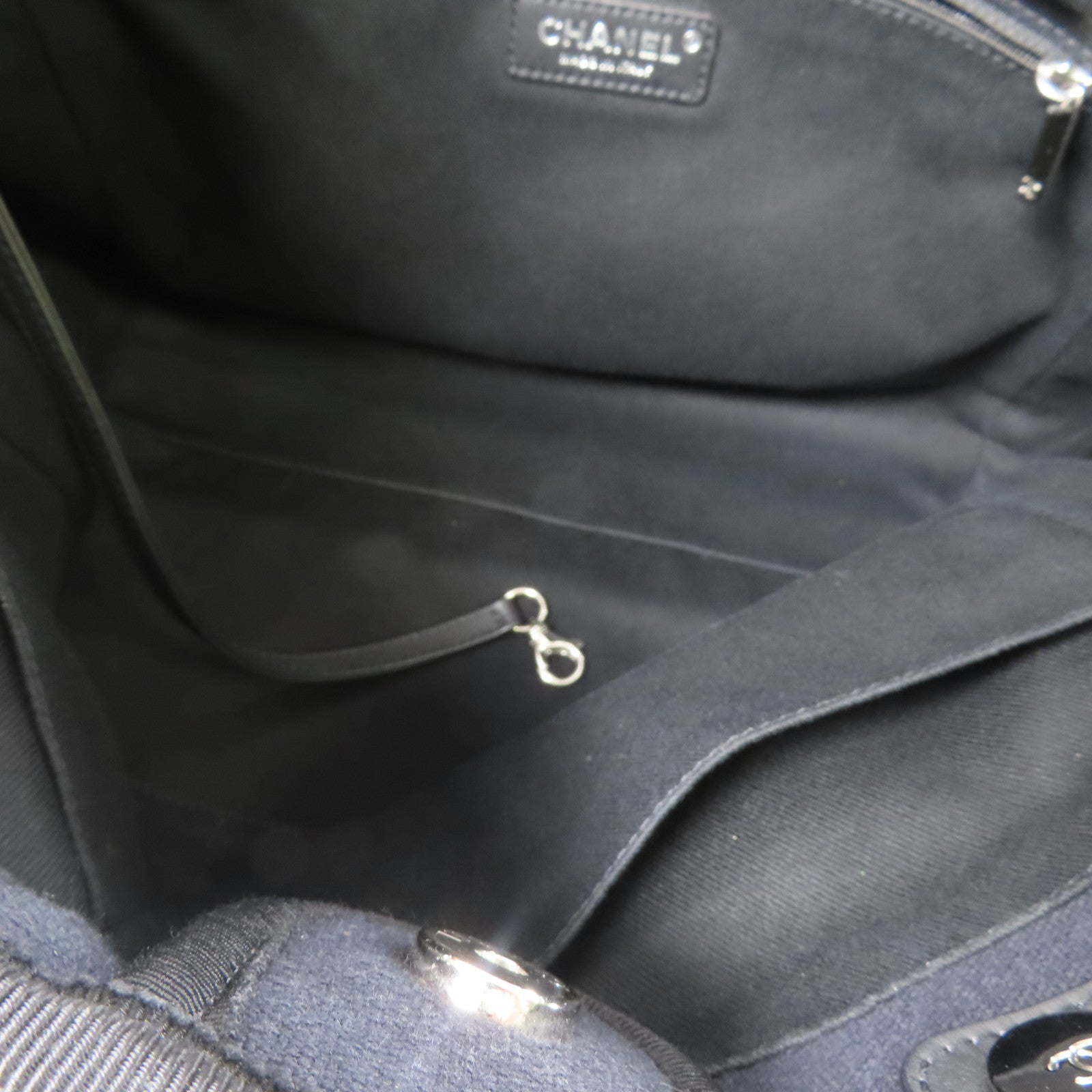 CHANEL 帆布Deauville Tote Bag銀扣手挽袋