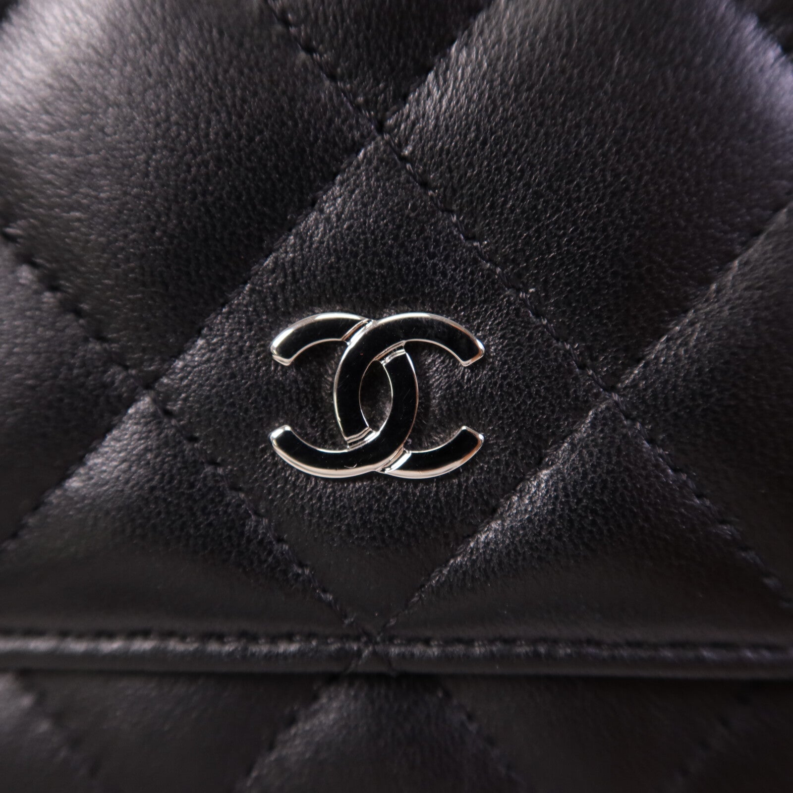 CHANEL 羊皮皮革WOC Wallet On Chain銀扣鏈帶肩背袋